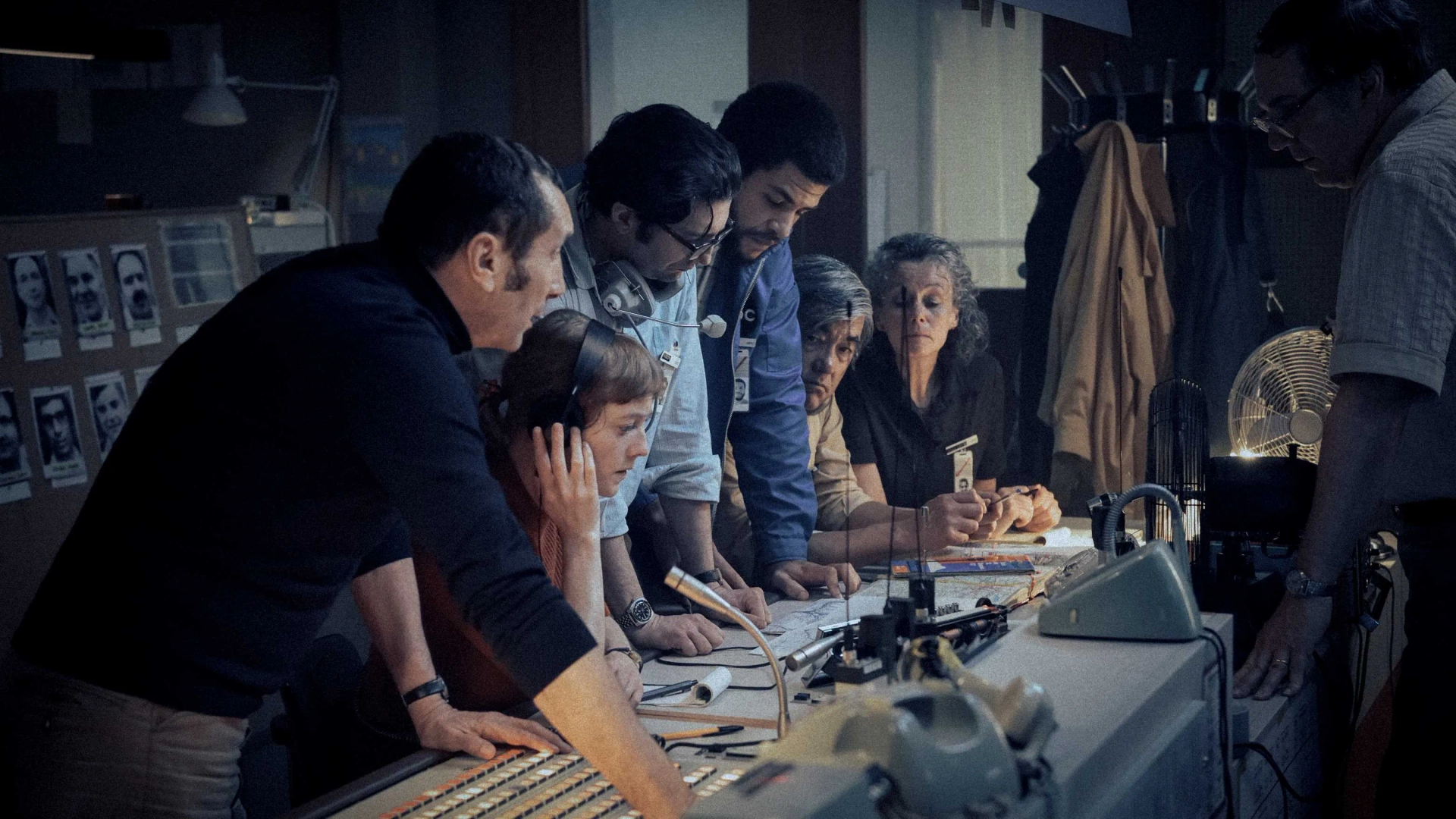 Zinedine Soualem, John Magaro, Leonie Benesch, and Marcus Rutherford in September 5 (2024)