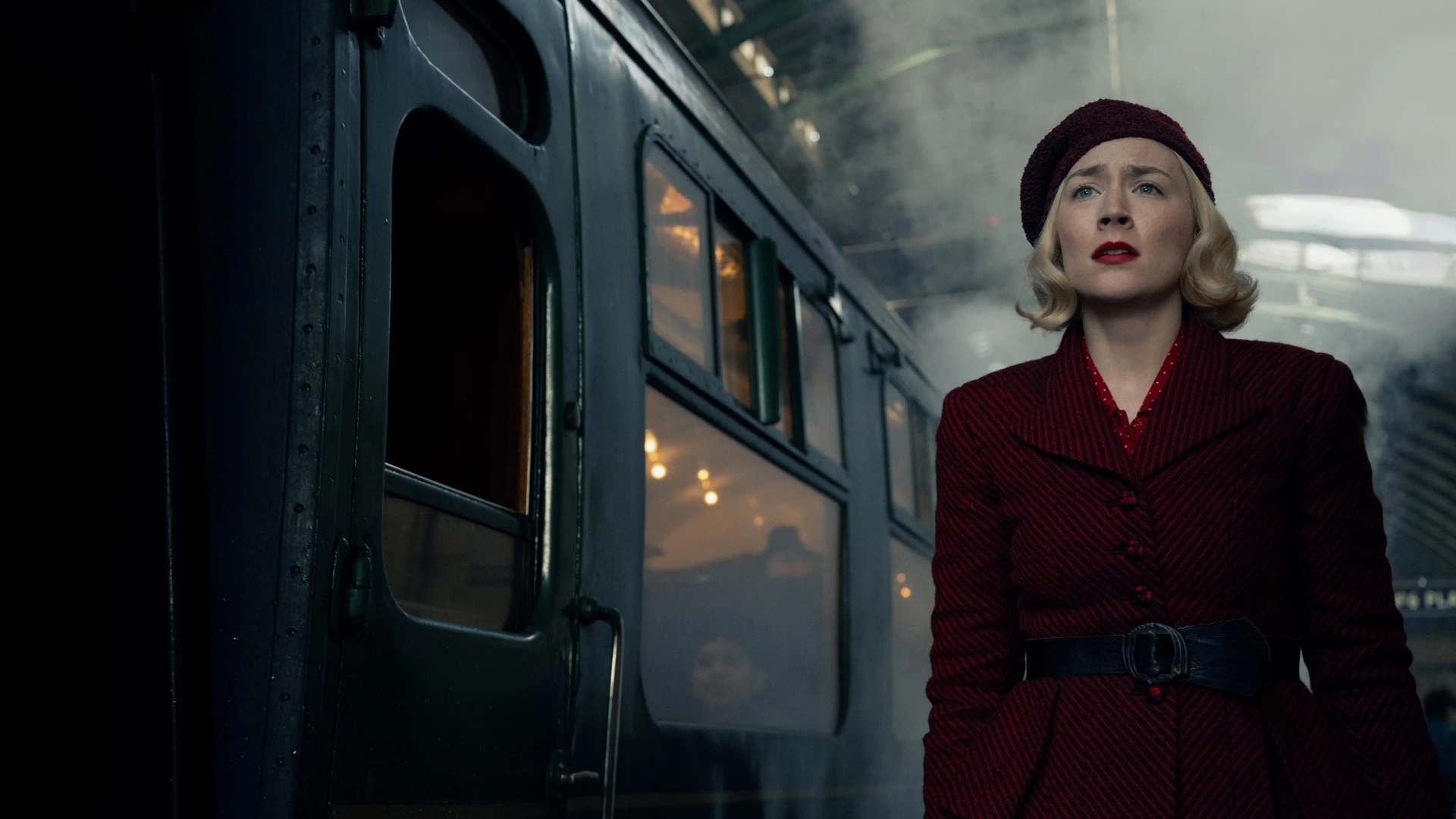 Saoirse Ronan in Blitz (2024)