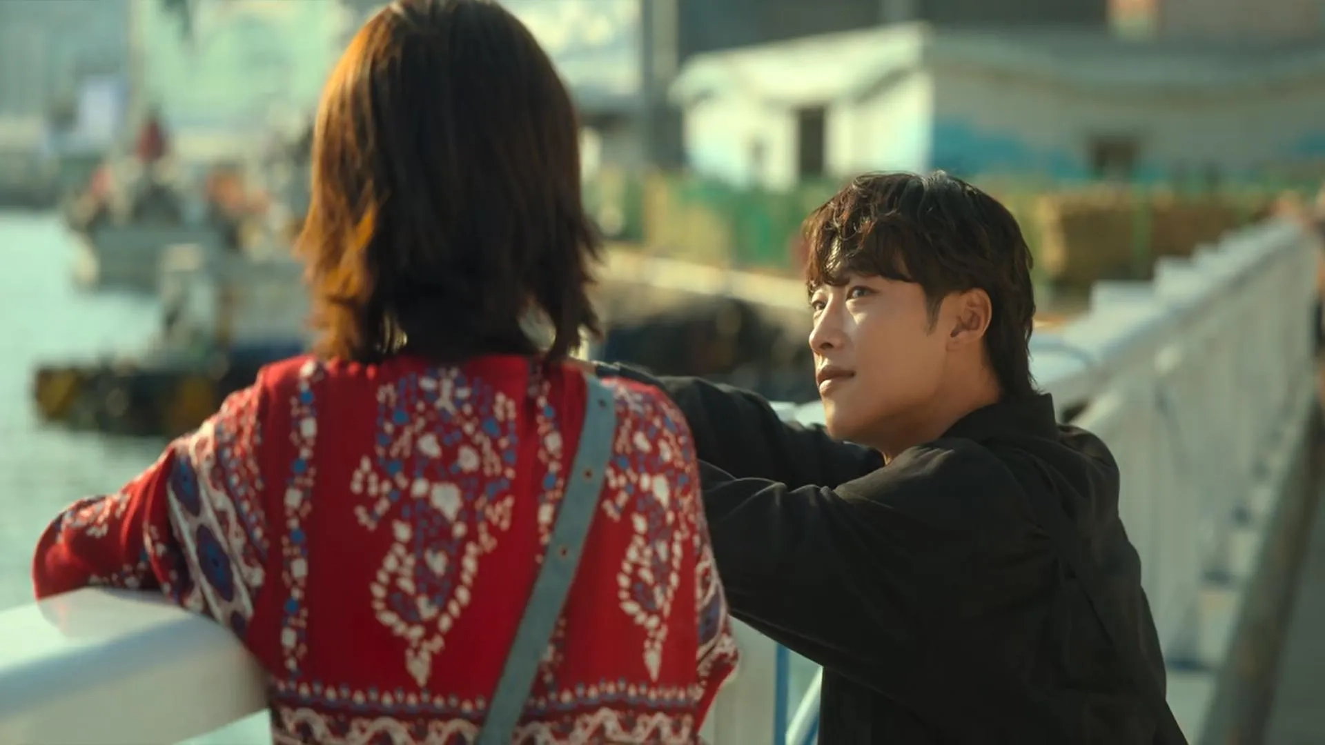 Lee Yoo-mi and Woo Do-Hwan in Mr. Plankton (2024)