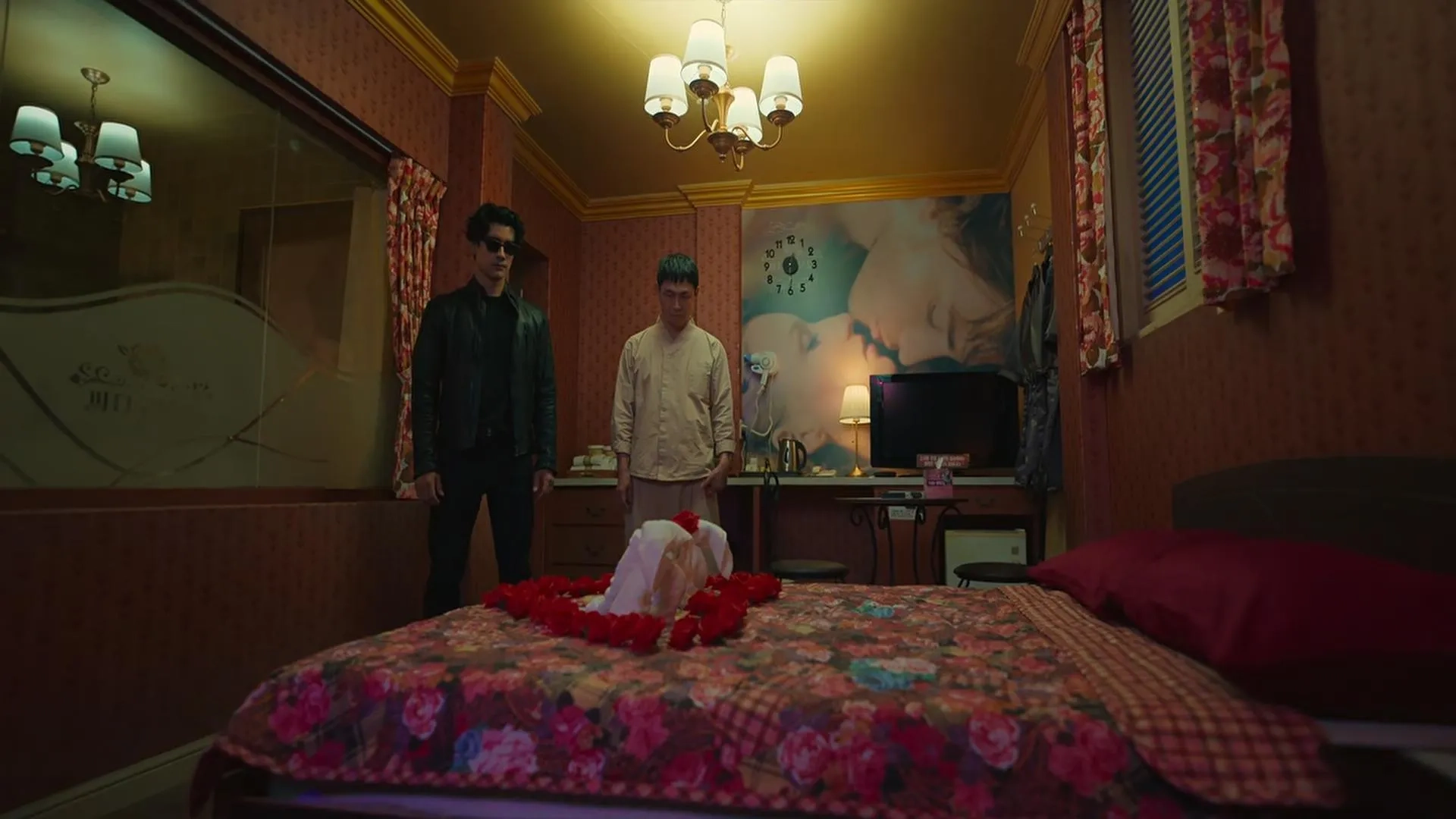 Oh Jung-se and Alex Landi in Mr. Plankton (2024)