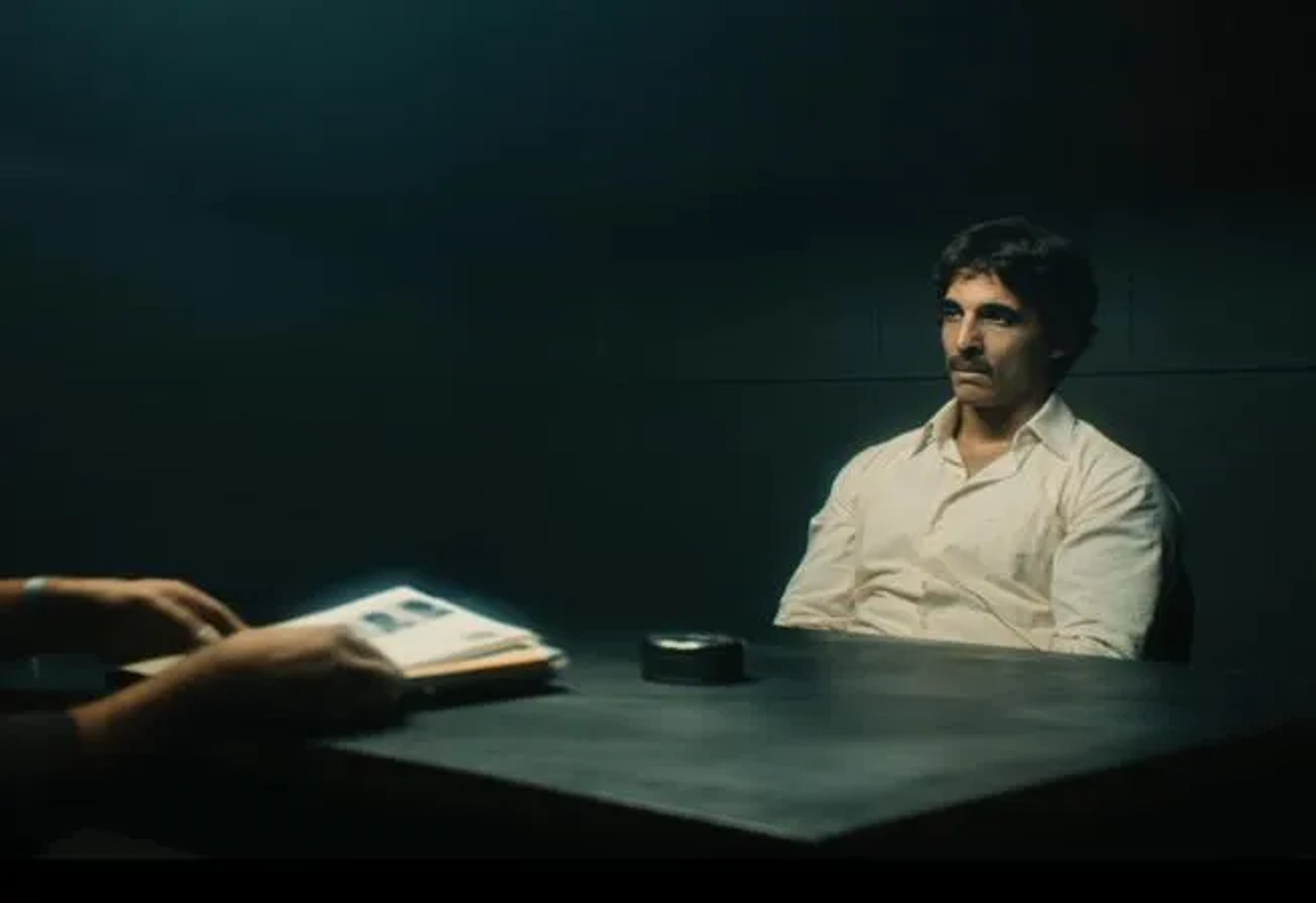 Miguel Herrán in Bank Under Siege (2024)