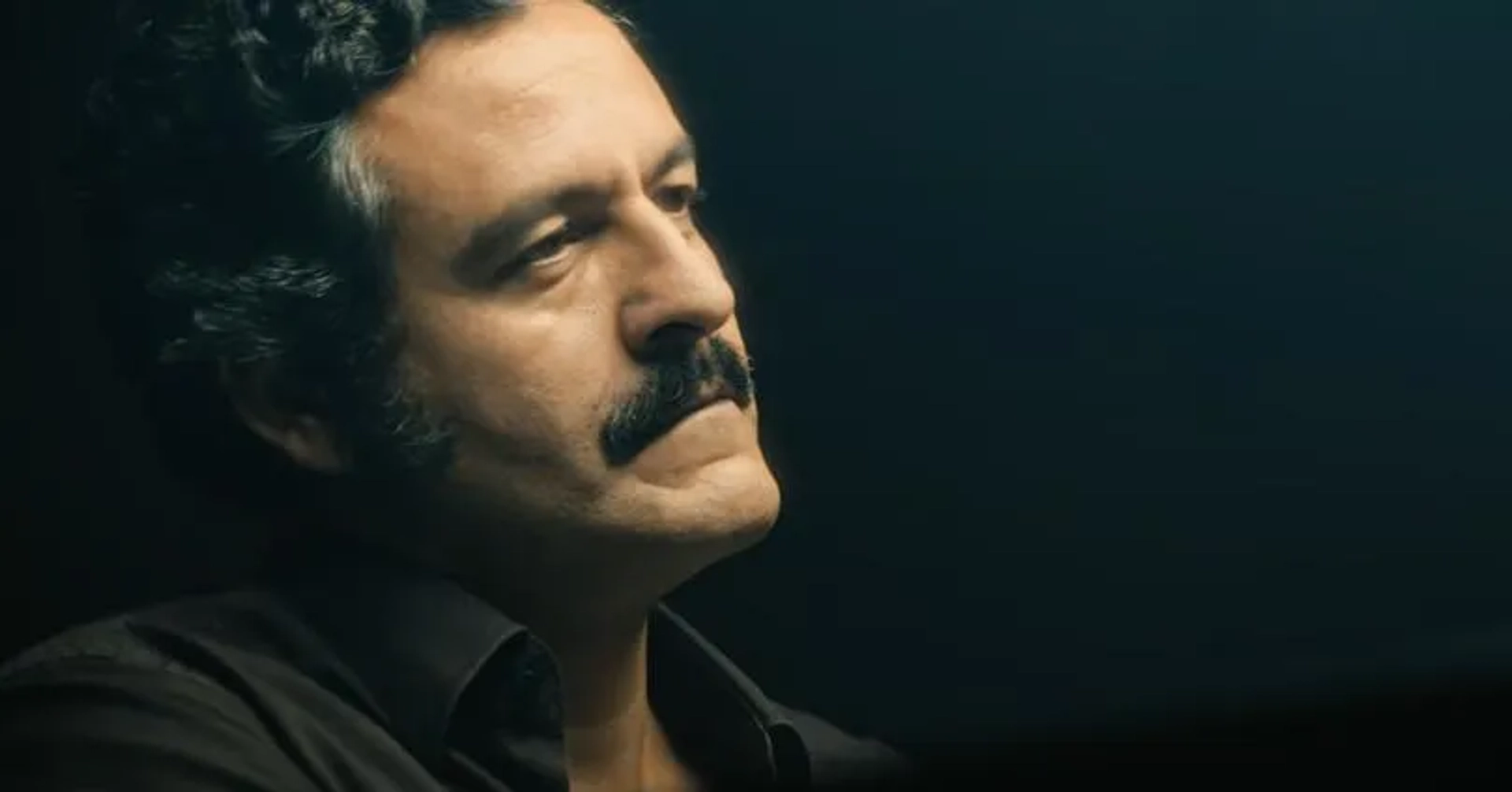 Isak Férriz in Bank Under Siege (2024)