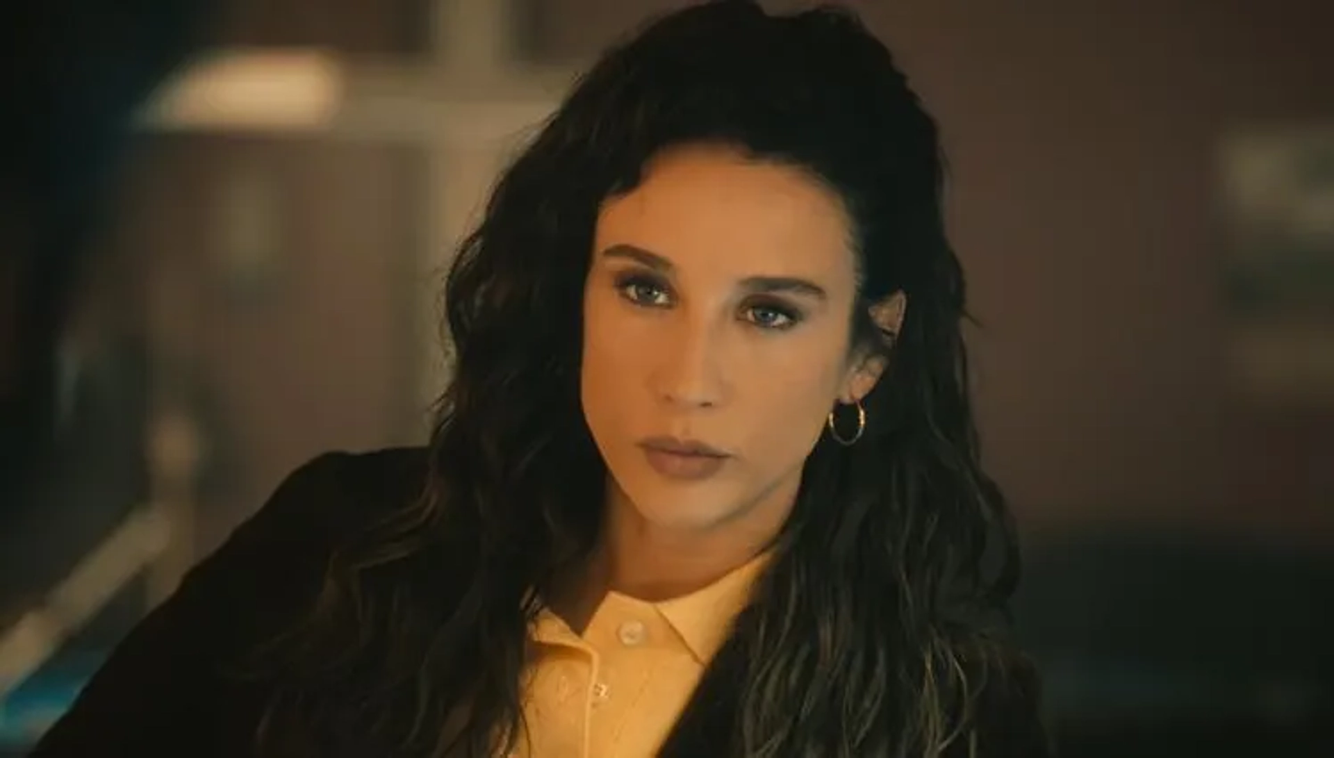 María Pedraza in Bank Under Siege (2024)