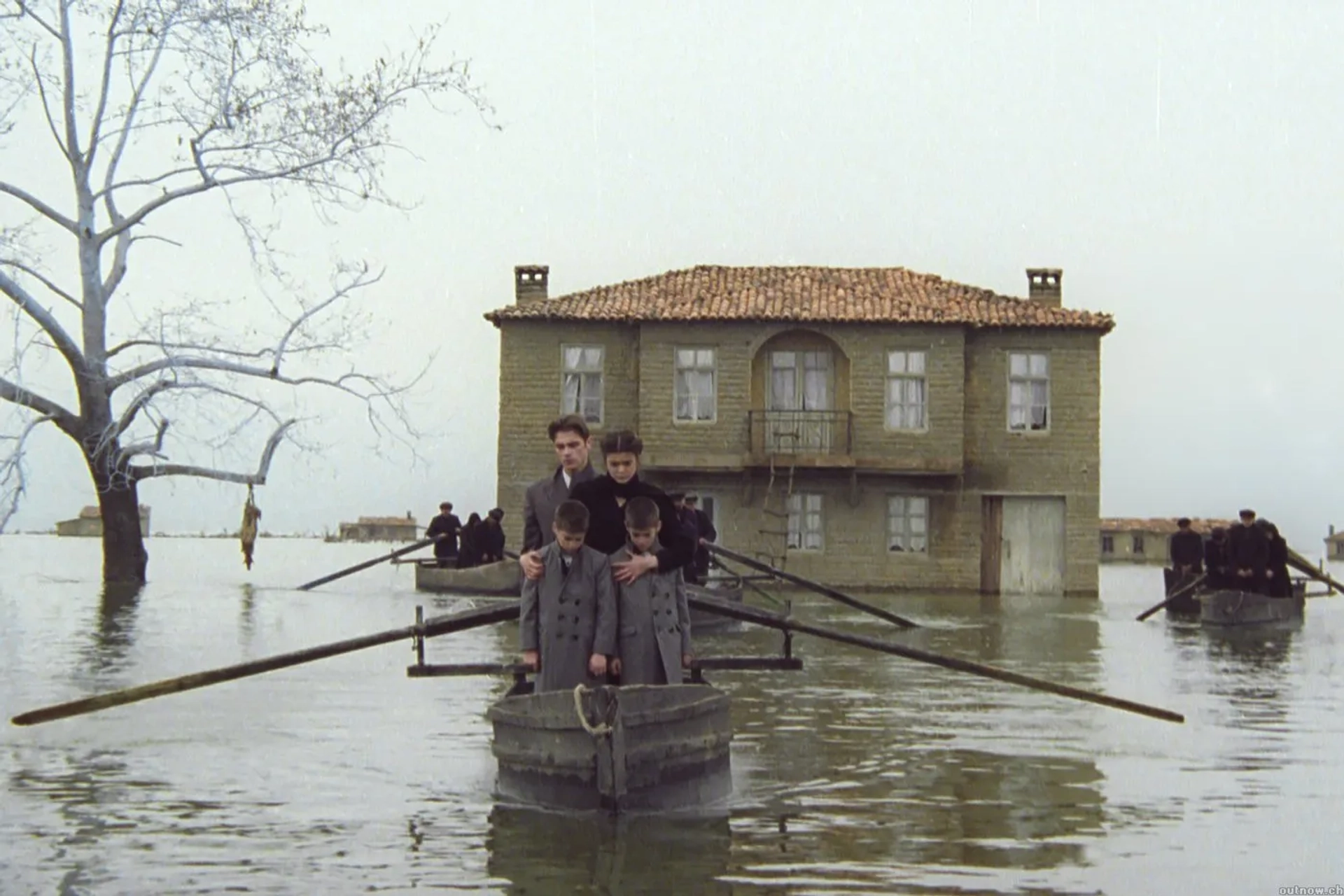 Alexandra Aidini and Nikos Poursanidis in Trilogia: To livadi pou dakryzei (2004)