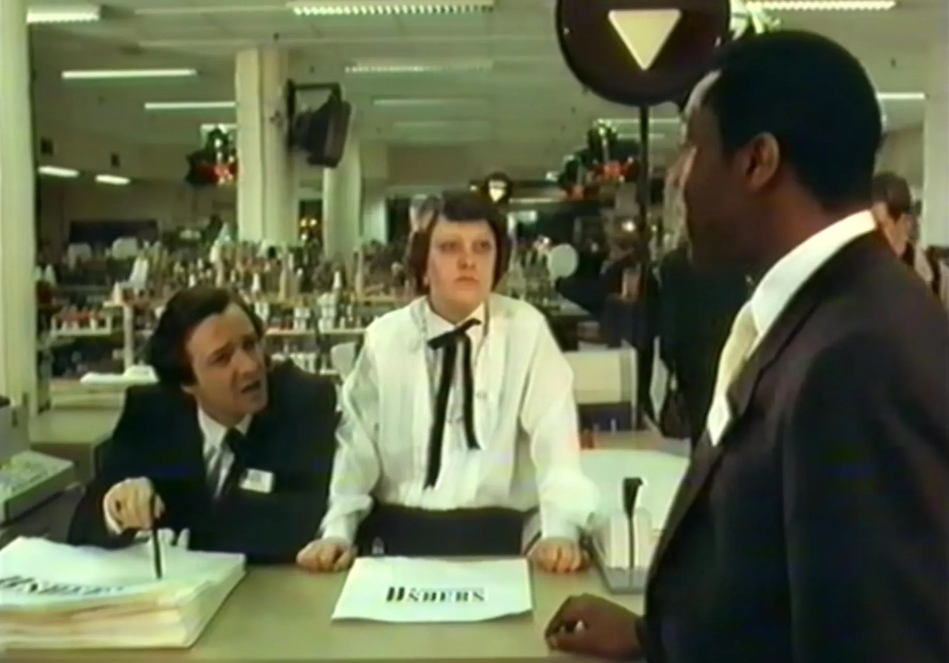 Kathy Burke, Lenny Henry, and Neil Pearson in Work Experience (1989)