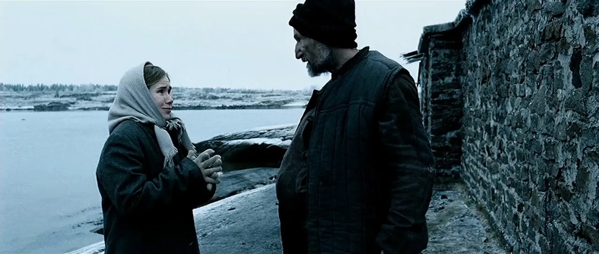 Pyotr Mamonov and Yana Esipovich in The Island (2006)