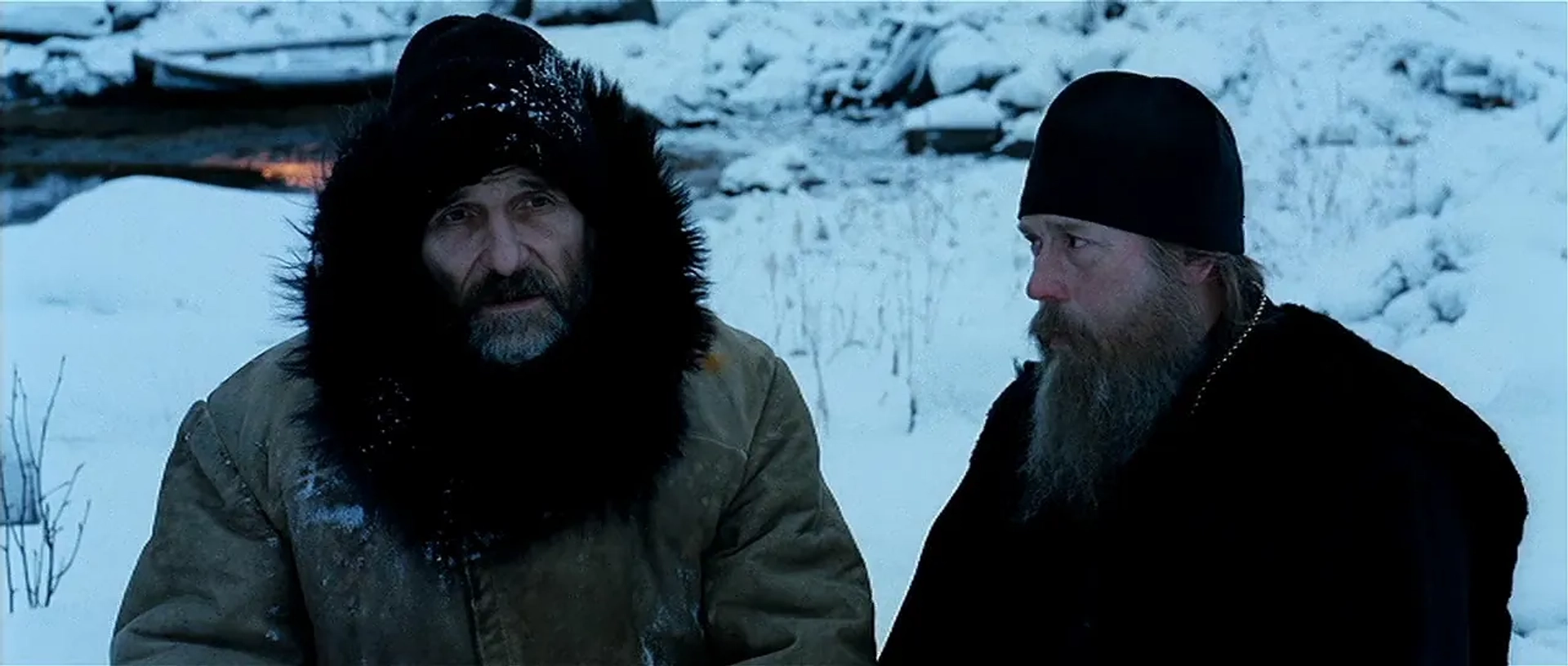 Pyotr Mamonov and Viktor Sukhorukov in The Island (2006)