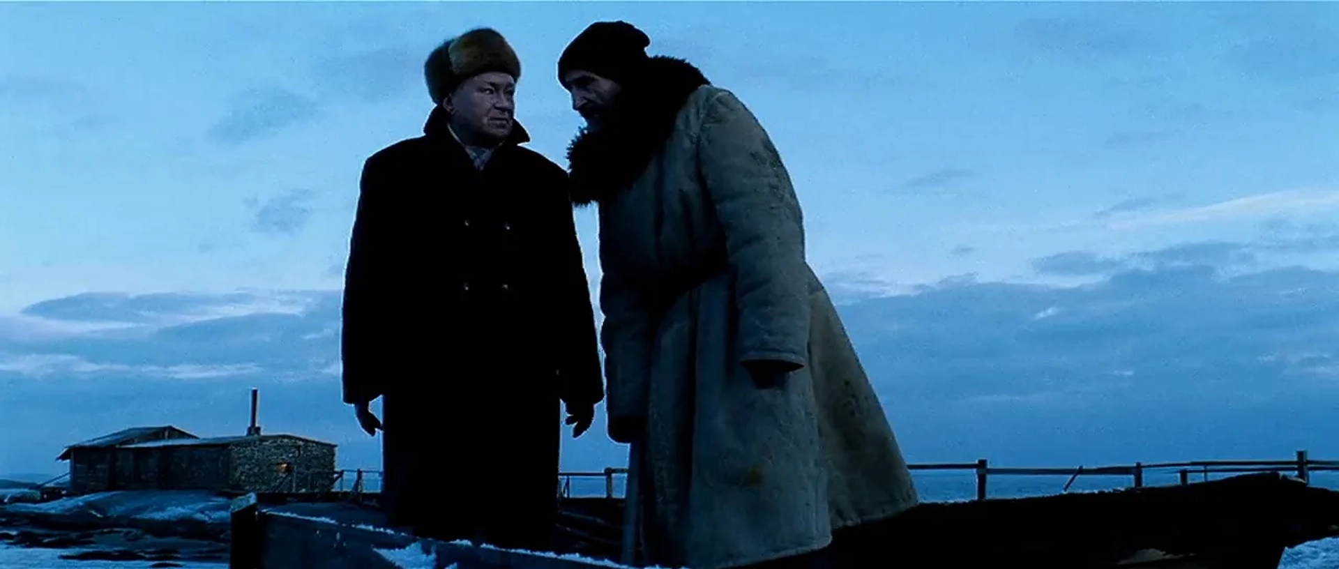 Yuriy Kuznetsov and Pyotr Mamonov in The Island (2006)