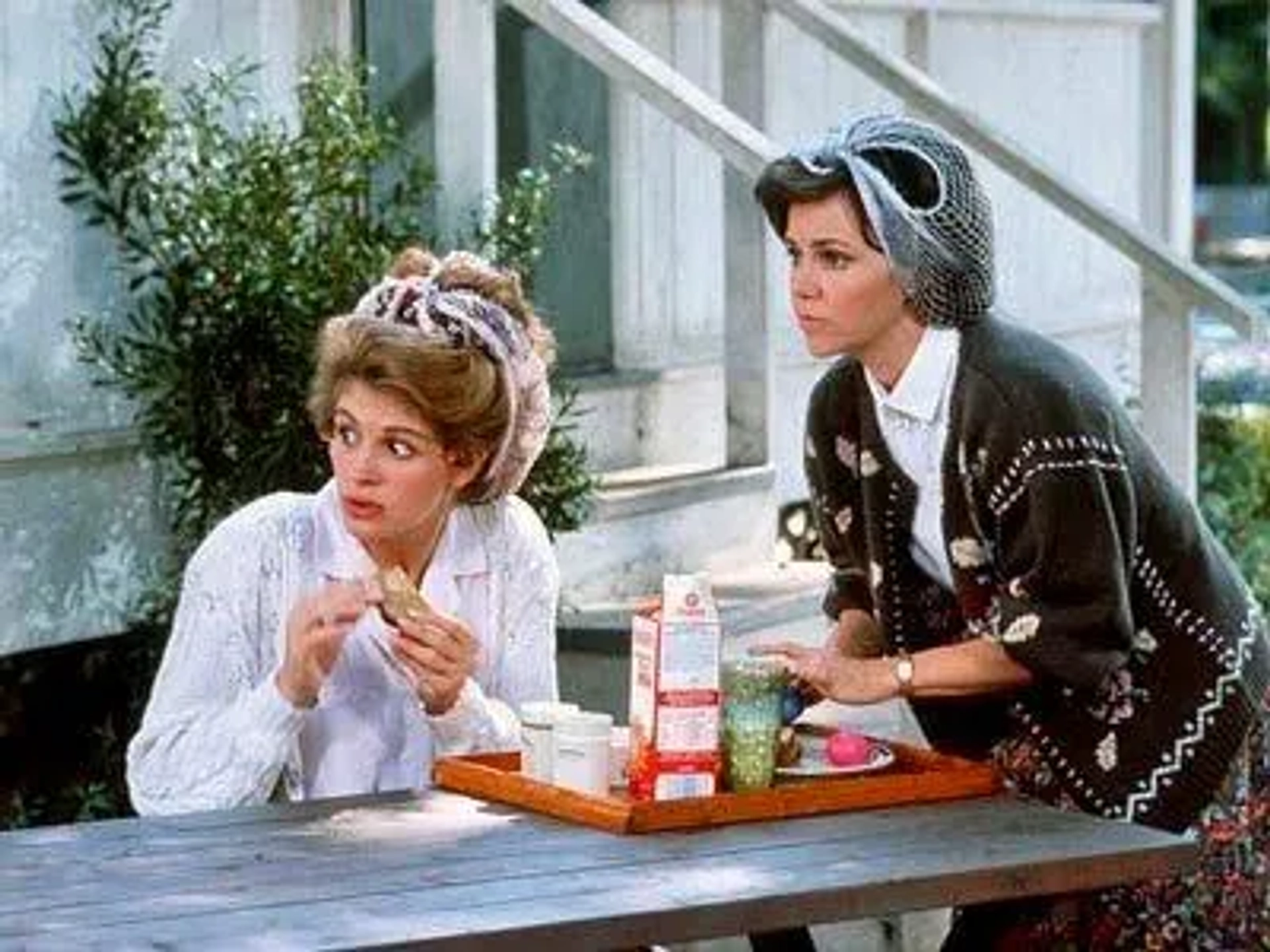 Julia Roberts and Sally Field in Steel Magnolias (1989)