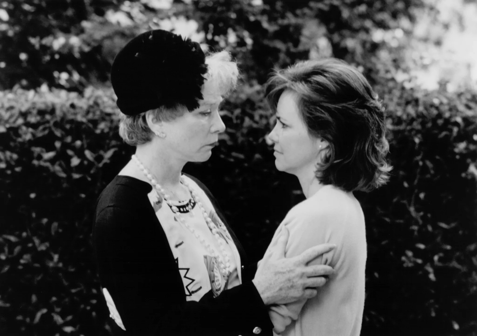 Sally Field and Shirley MacLaine in Steel Magnolias (1989)