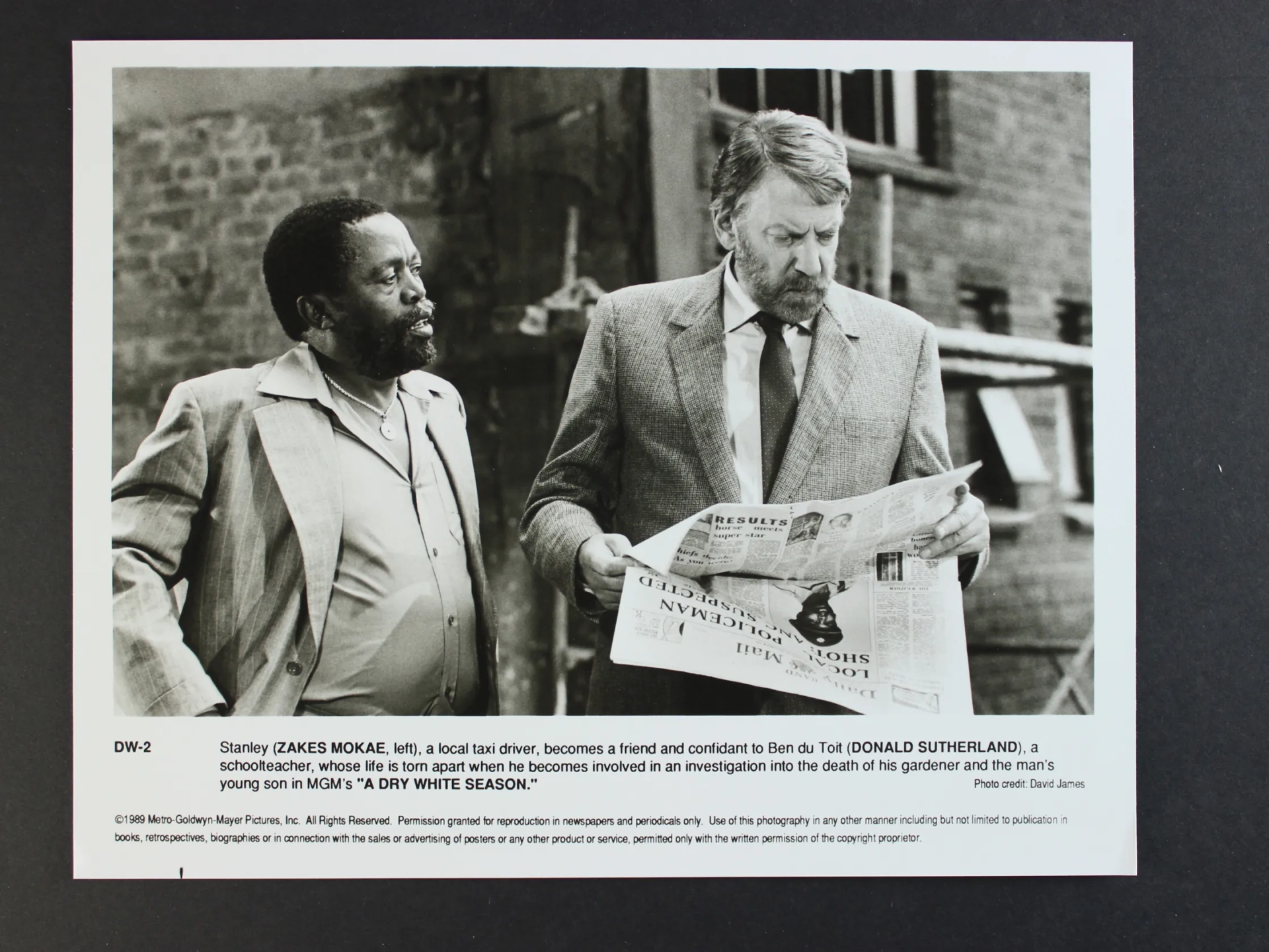 Donald Sutherland and Zakes Mokae in A Dry White Season (1989)