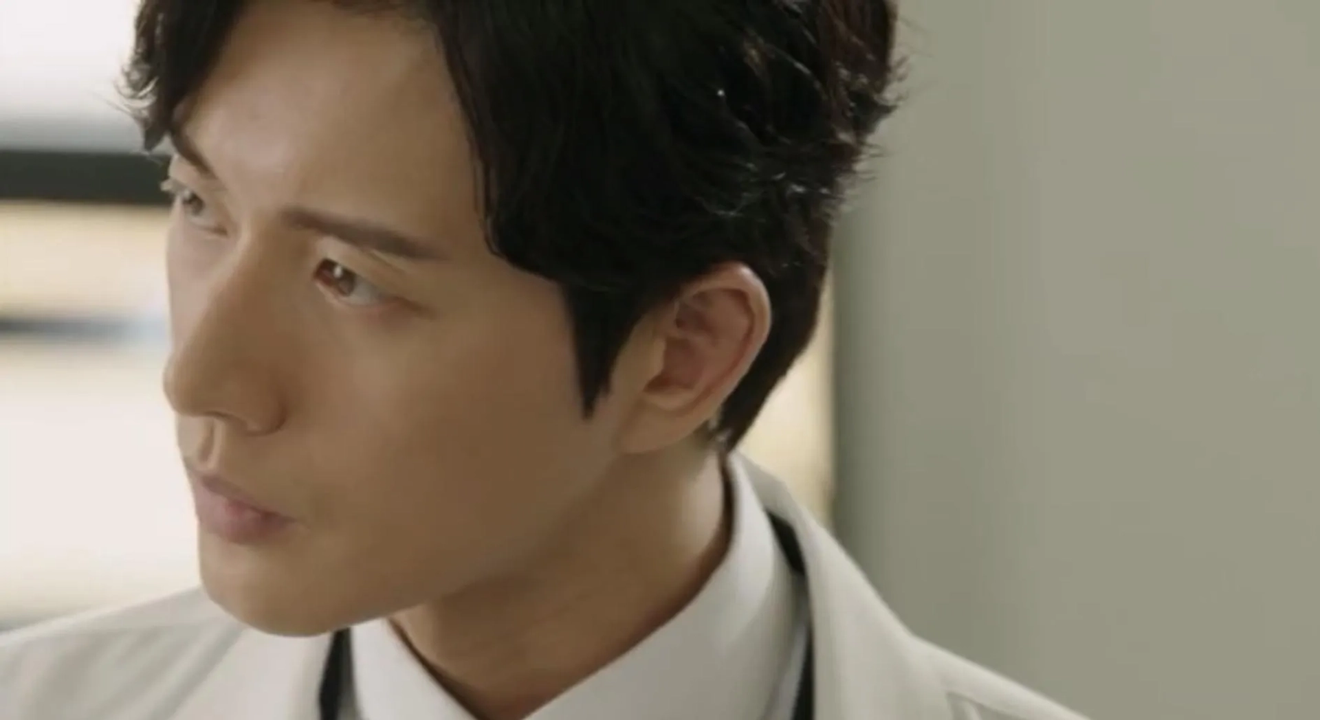 Park Hae-jin in Doctor Stranger (2014)