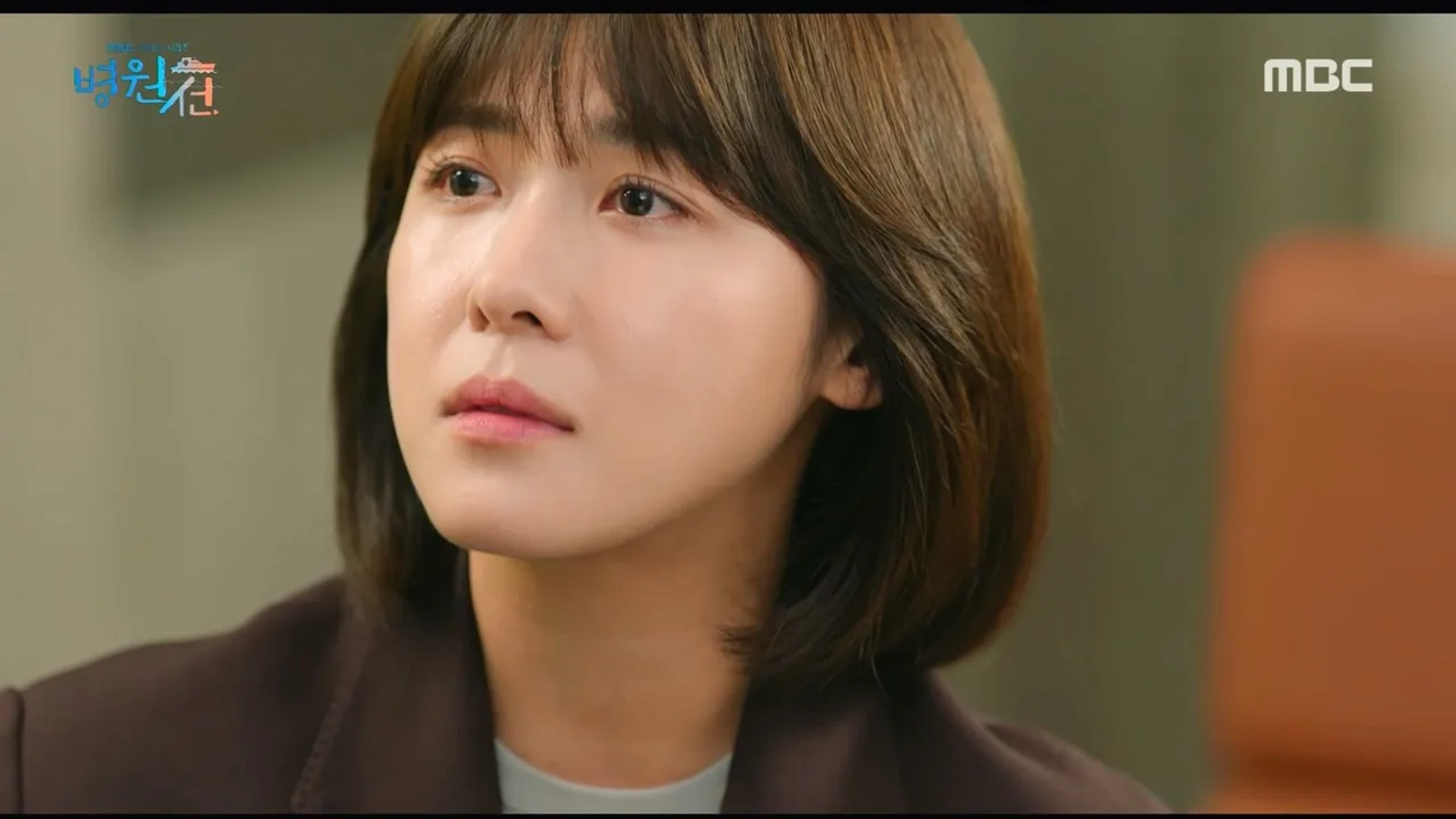 Ha Ji-Won in Hospital Ship (2017)