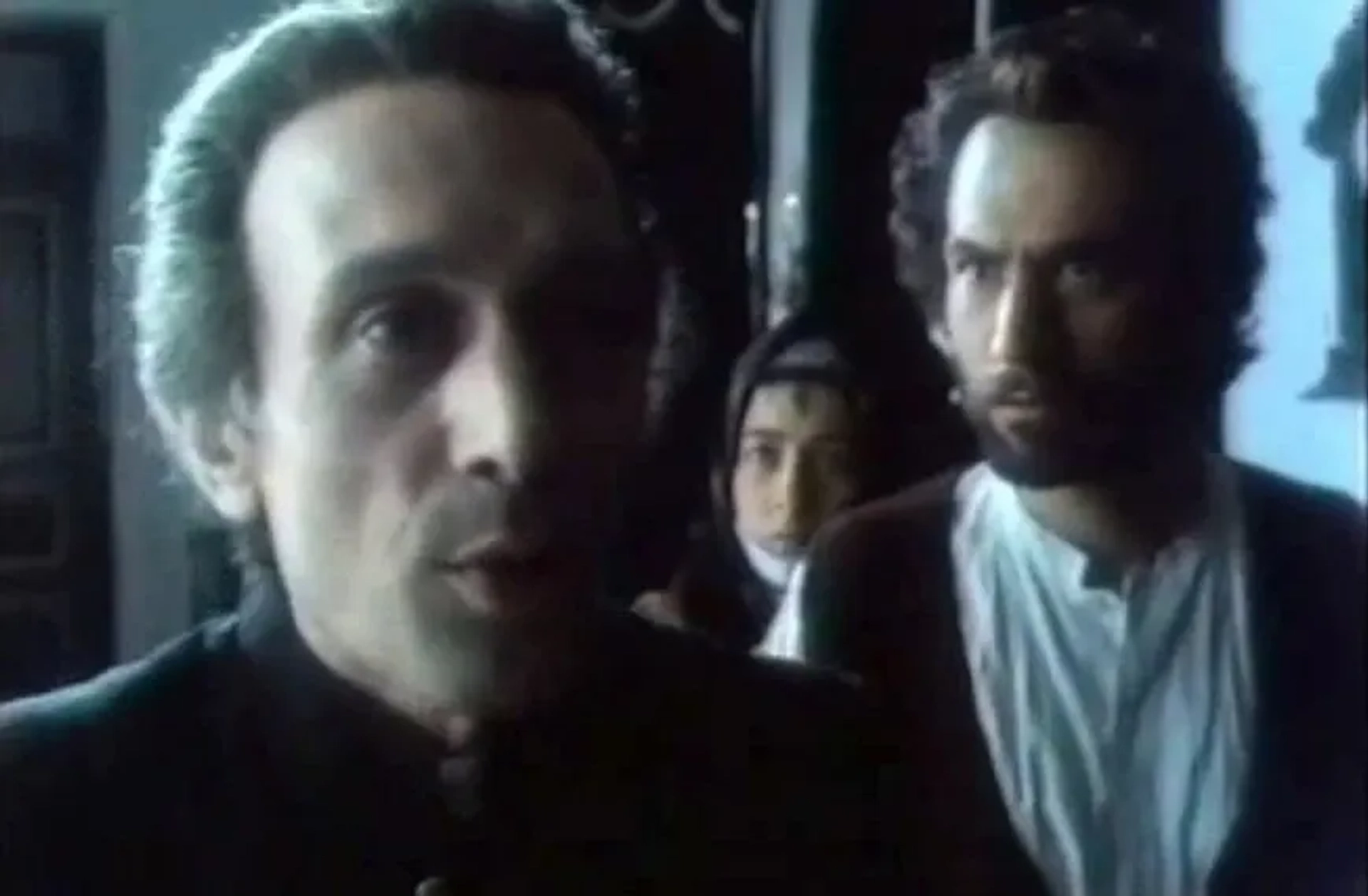 Atila Pesiani, Parviz Poorhosseini, and Sogand Rahmani in The Spell (1987)