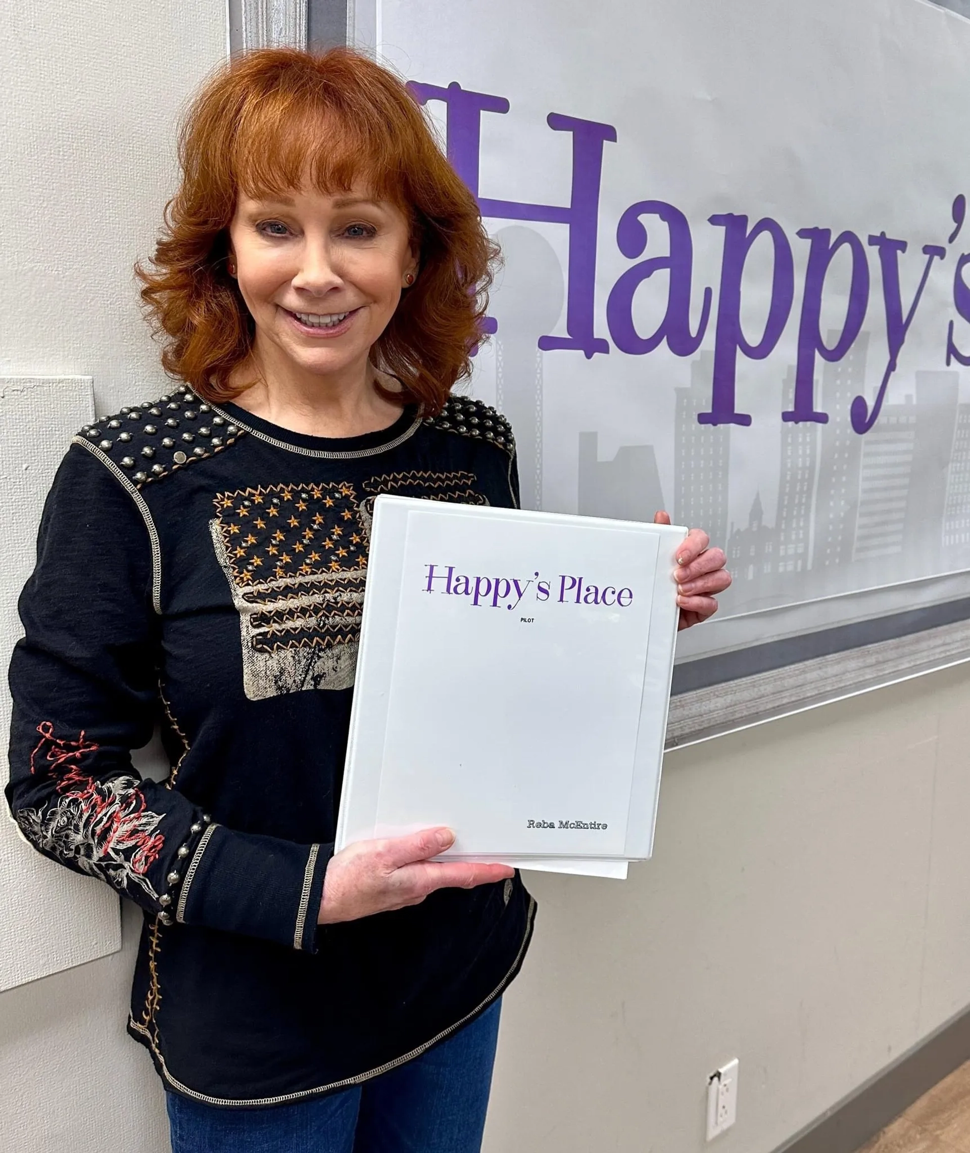 Reba McEntire in Happy's Place (2024)