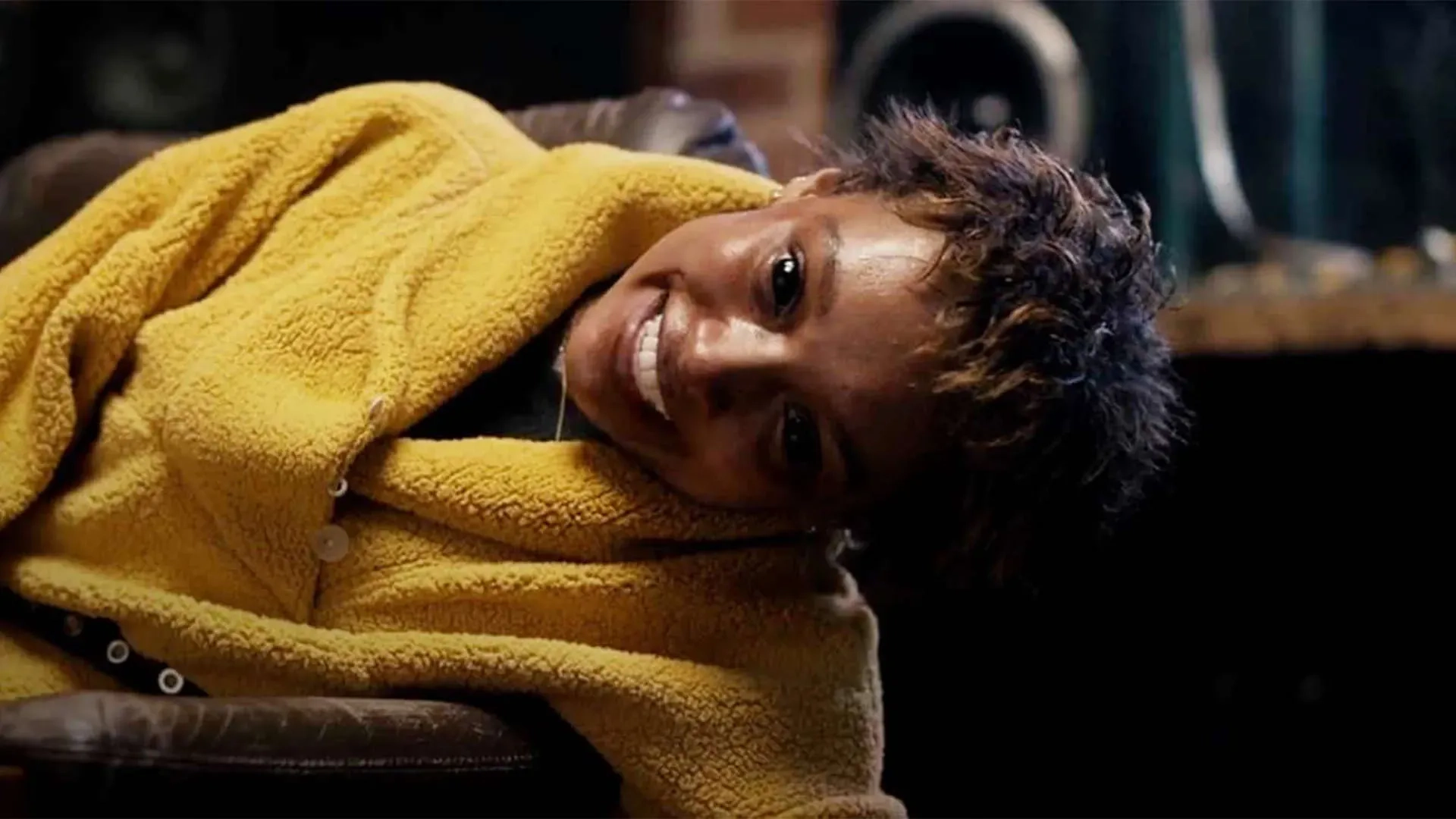 فیلم با من حرف بزن (Talk 2 Me)