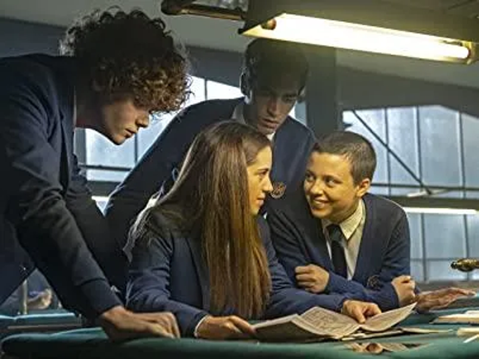 Asia Ortega, Paula del Río, Albert Salazar, and Gonzalo Diez in The Boarding School: Las Cumbres (2021)