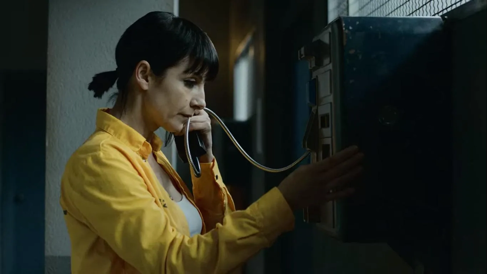 Najwa Nimri in Vis a vis (2015)