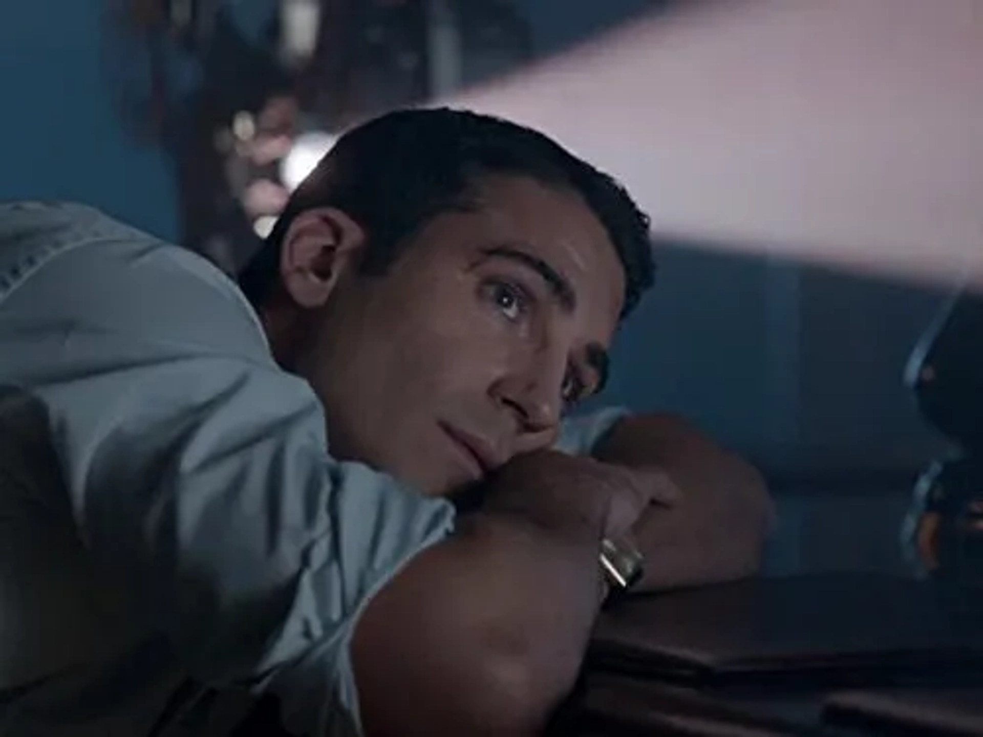 Miguel Ángel Silvestre in Velvet (2013)