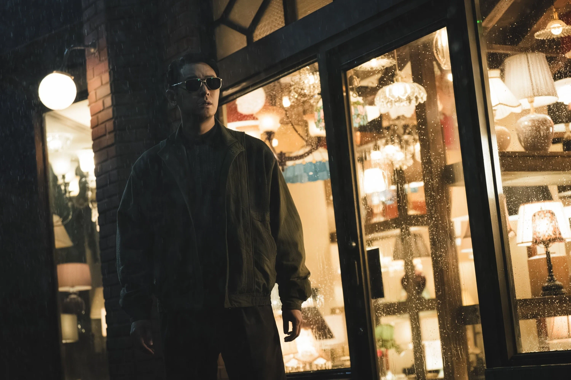 Ju Ji-hoon in Light Shop (2024)