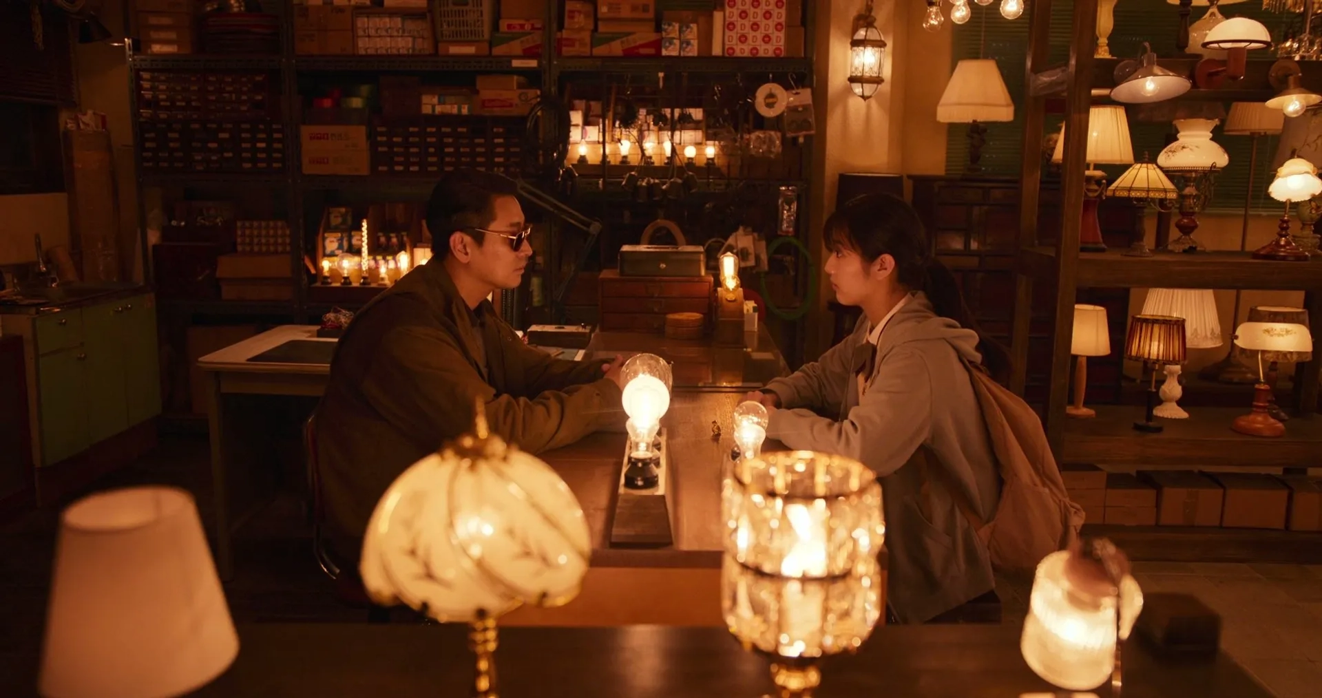 Ju Ji-hoon and Shin Eun-soo in Light Shop (2024)