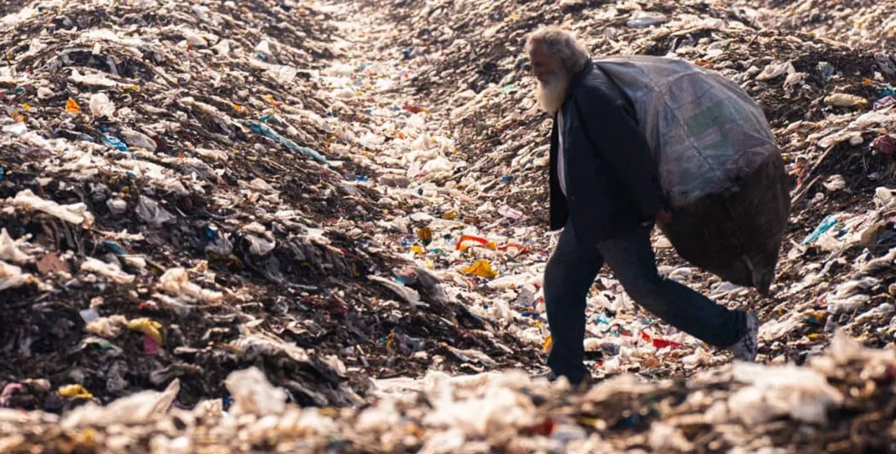 فیلم دست تنها (1403)