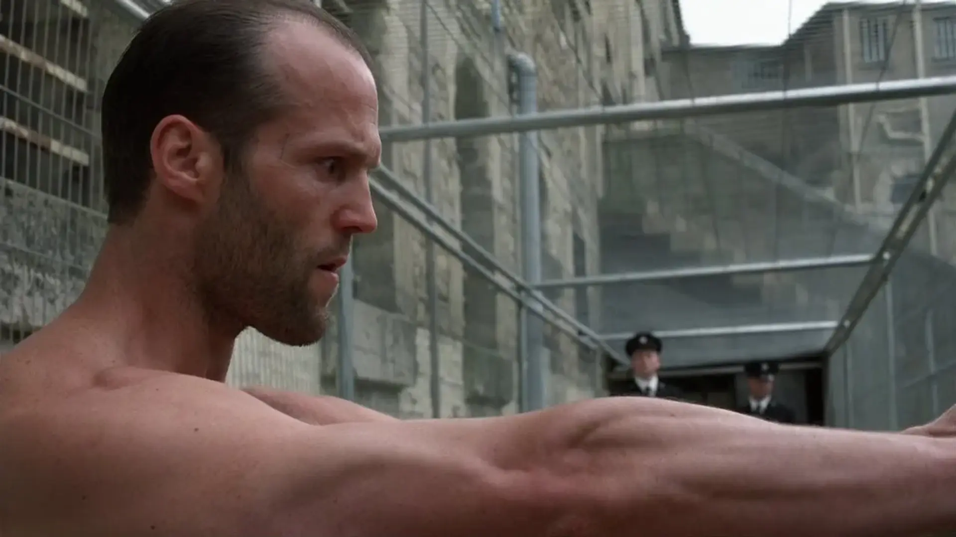 فیلم مین ماشین (Mean Machine 2001)