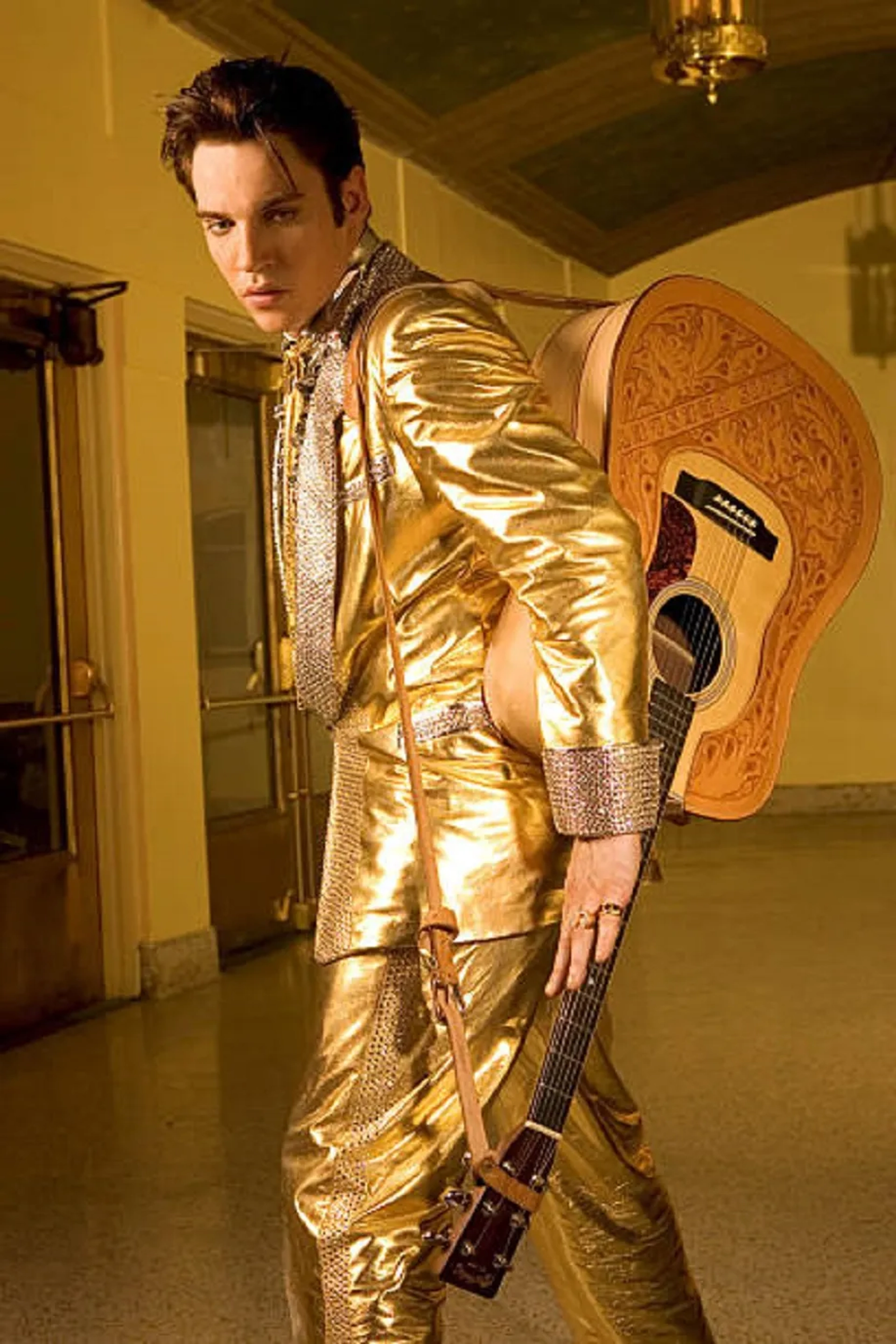 Jonathan Rhys Meyers in Elvis (2005)