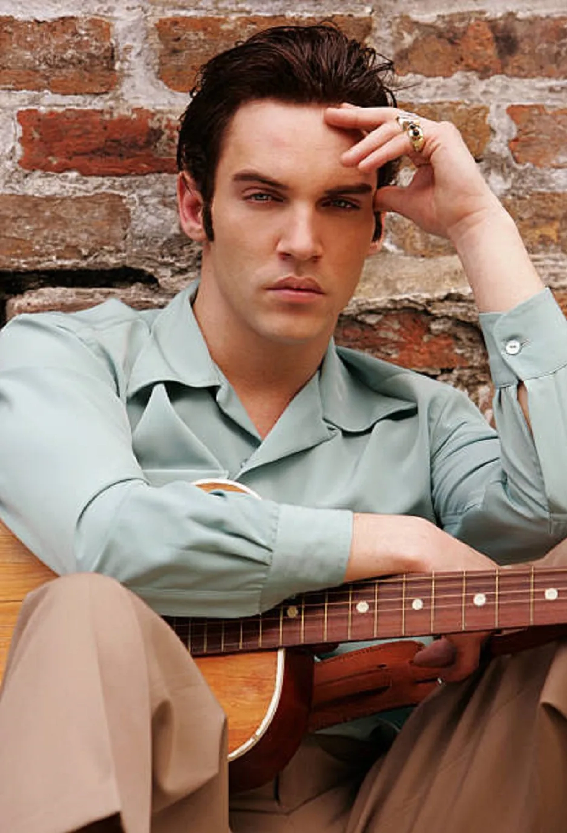 Jonathan Rhys Meyers in Elvis (2005)