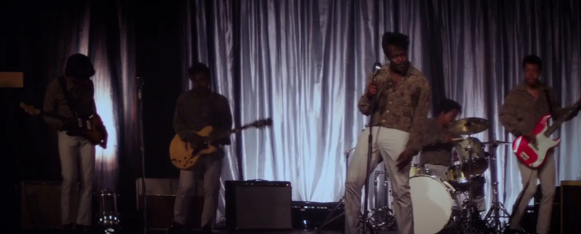 Jimi: All Is by My Side (2013)