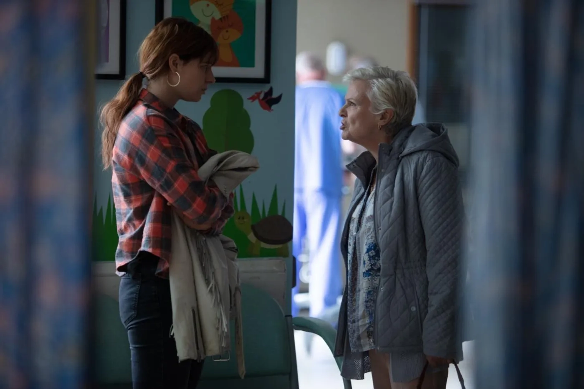 Julie Walters and Jessie Buckley in Wild Rose (2018)