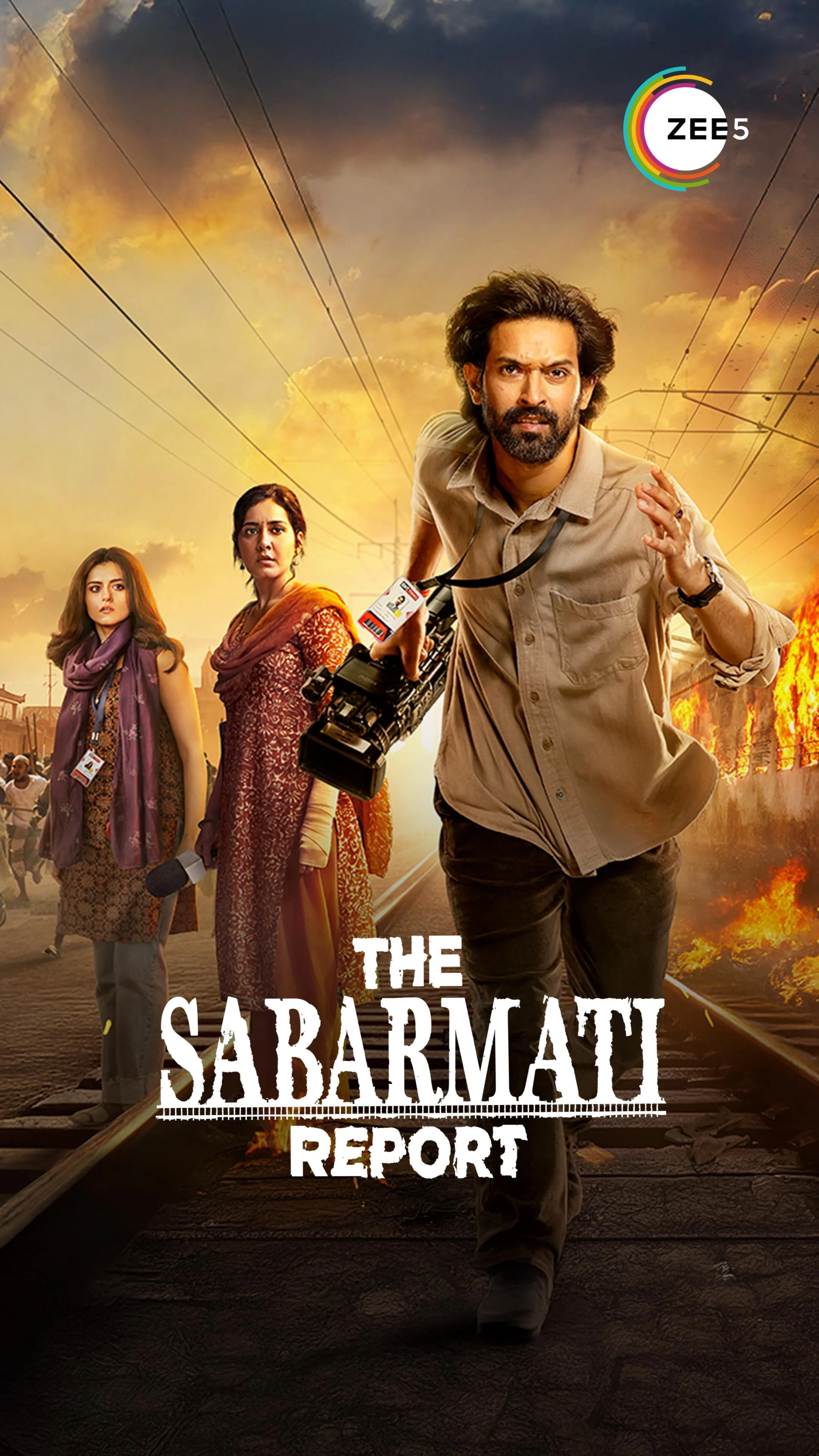 Vikrant Massey, Raashi Khanna, and Ridhi Dogra in The Sabarmati Report (2024)