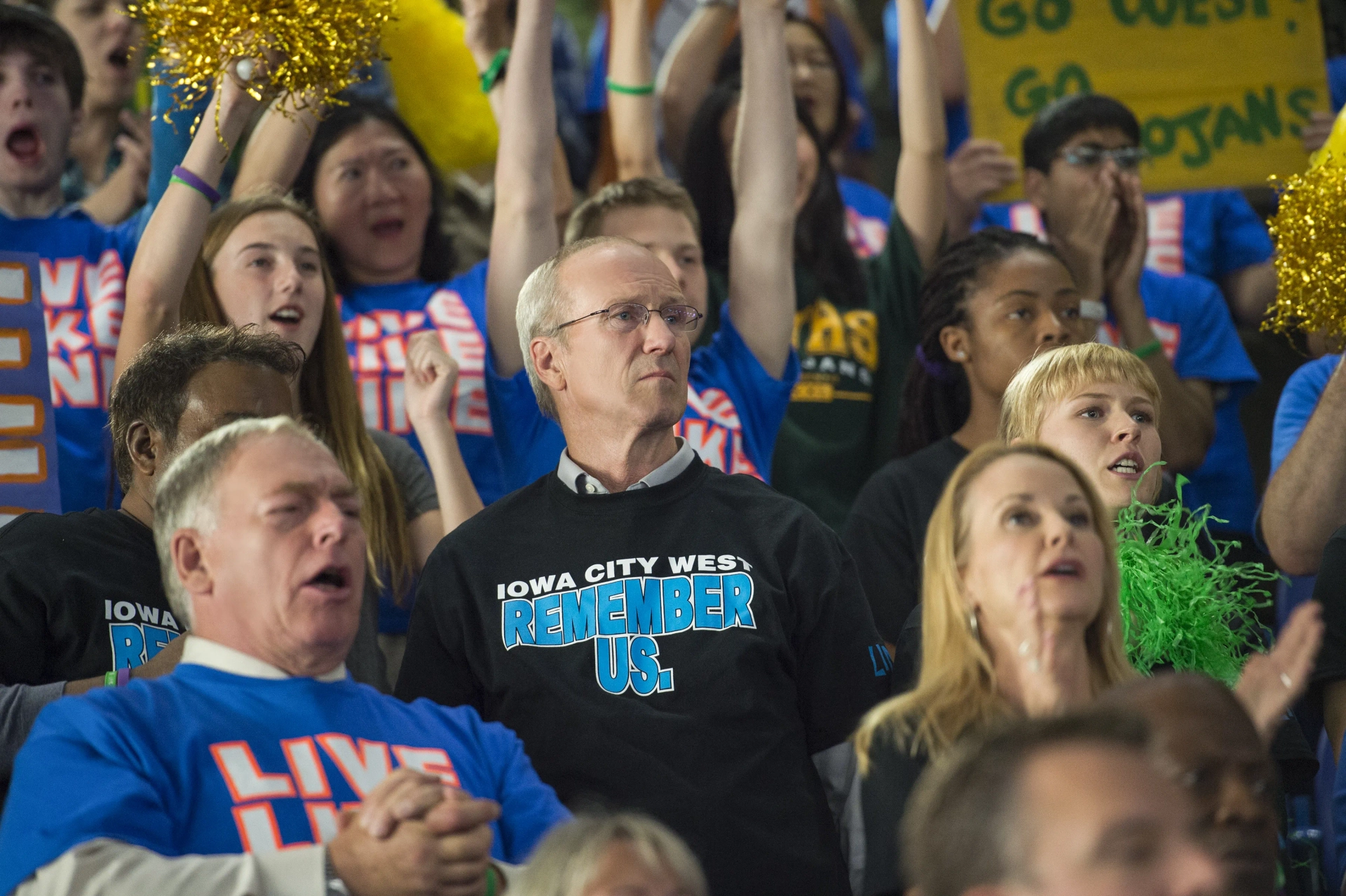 William Hurt and Sean McNamara in The Miracle Season (2018)