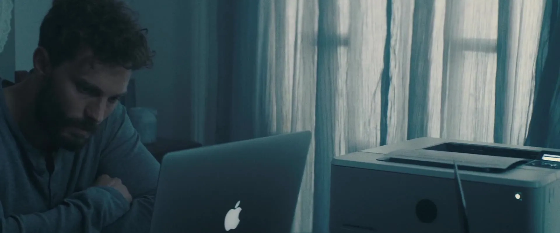Jamie Dornan in Synchronic (2019)