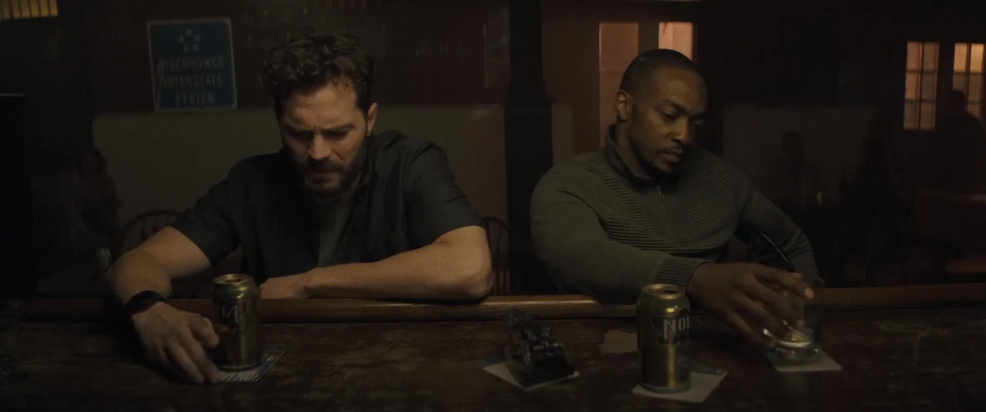 Anthony Mackie and Jamie Dornan in Synchronic (2019)