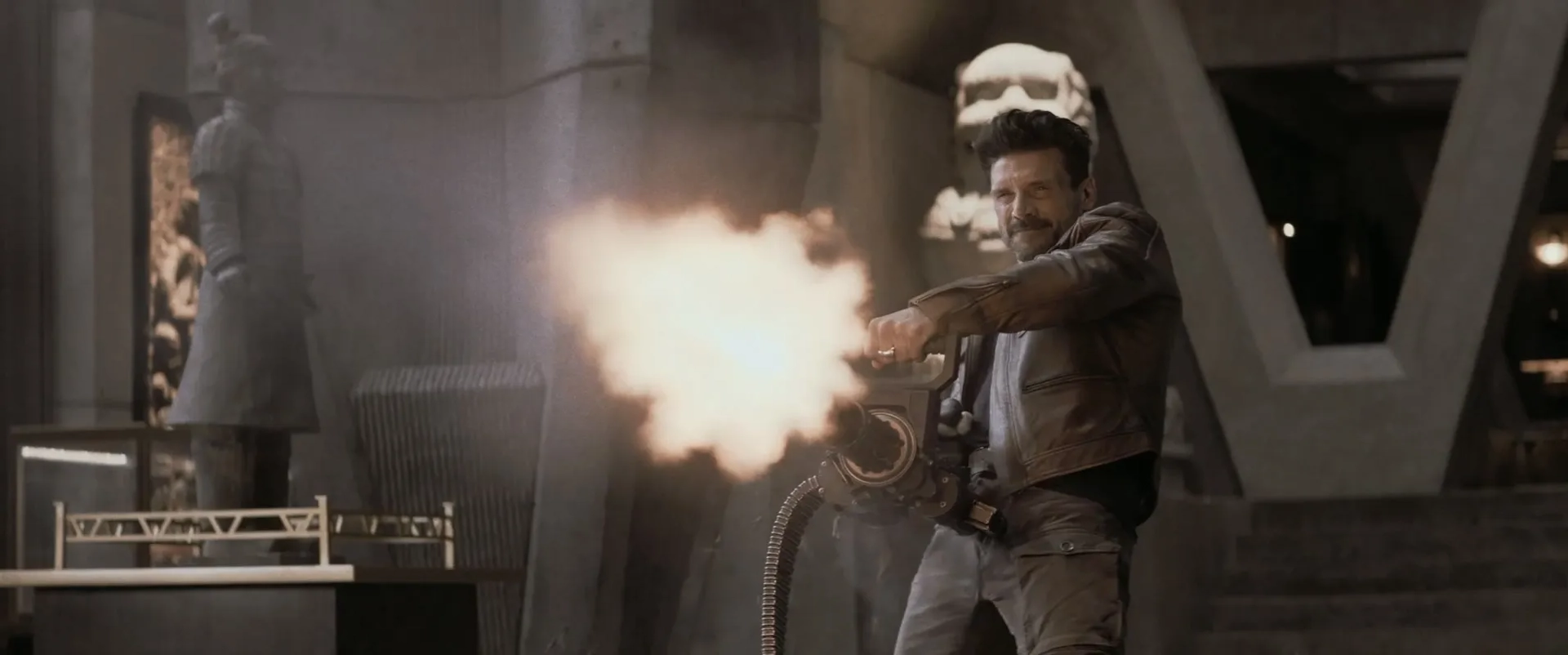Frank Grillo in Boss Level (2020)