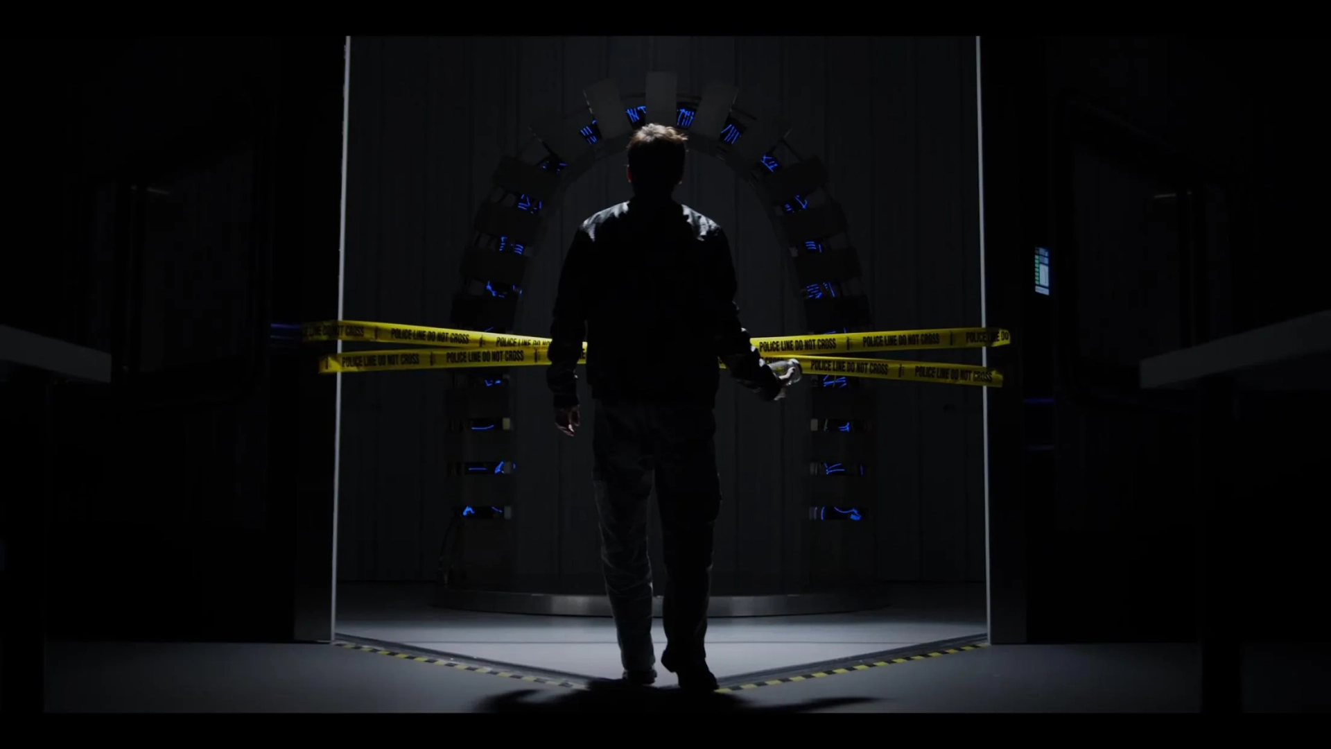 Jason Spisak in Intersect (2020)