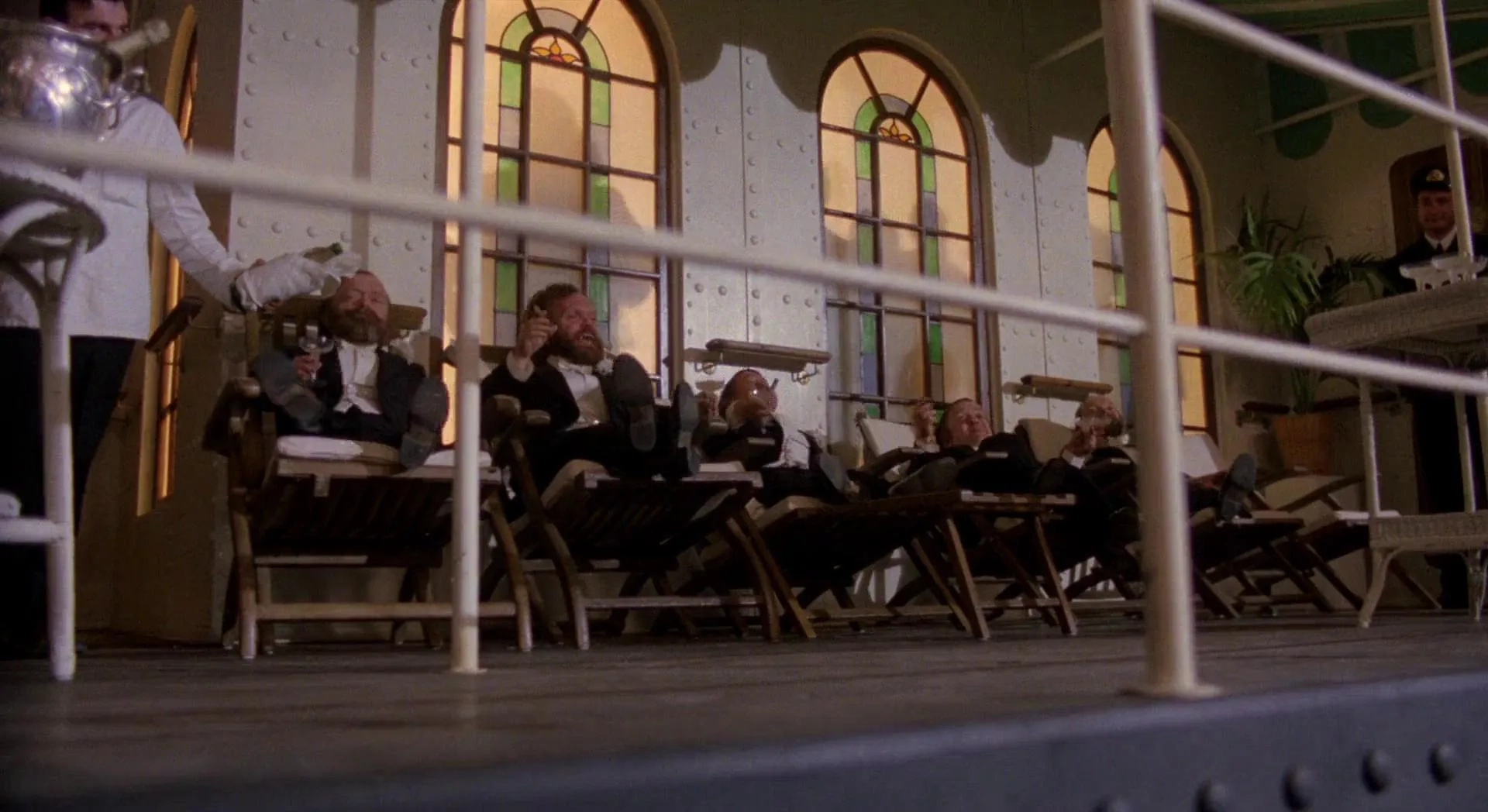 Kenny Baker, Malcolm Dixon, Mike Edmonds, Jack Purvis, David Rappaport, and Tiny Ross in Time Bandits (1981)