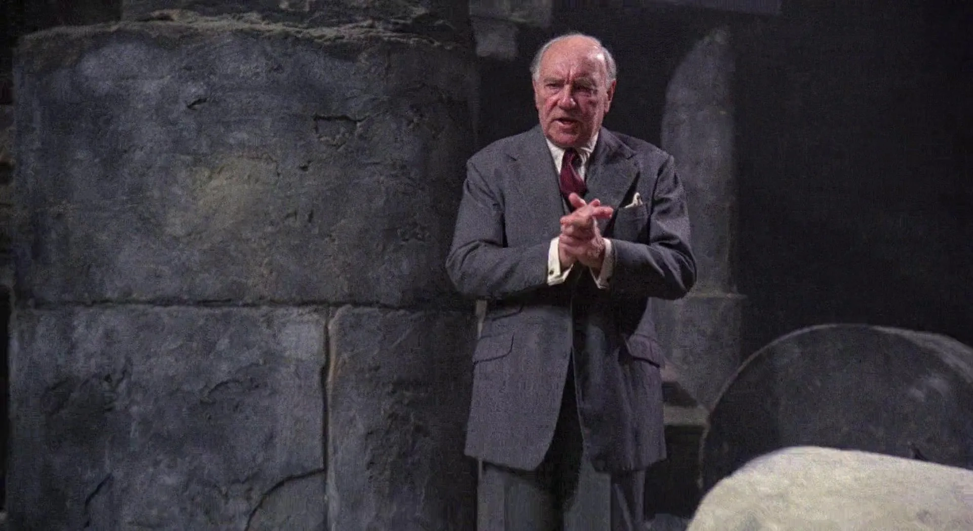 Ralph Richardson in Time Bandits (1981)