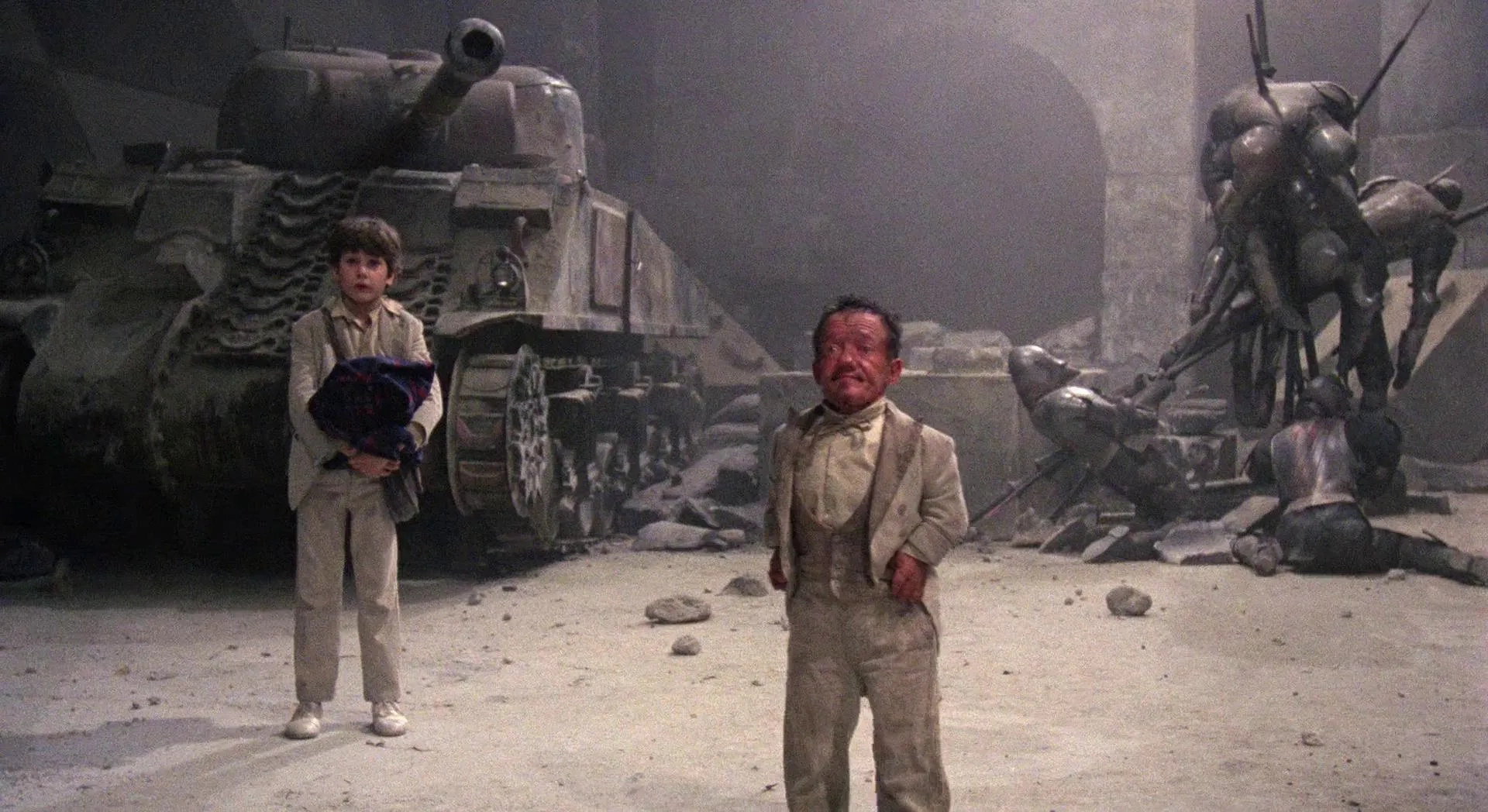 Kenny Baker and Craig Warnock in Time Bandits (1981)