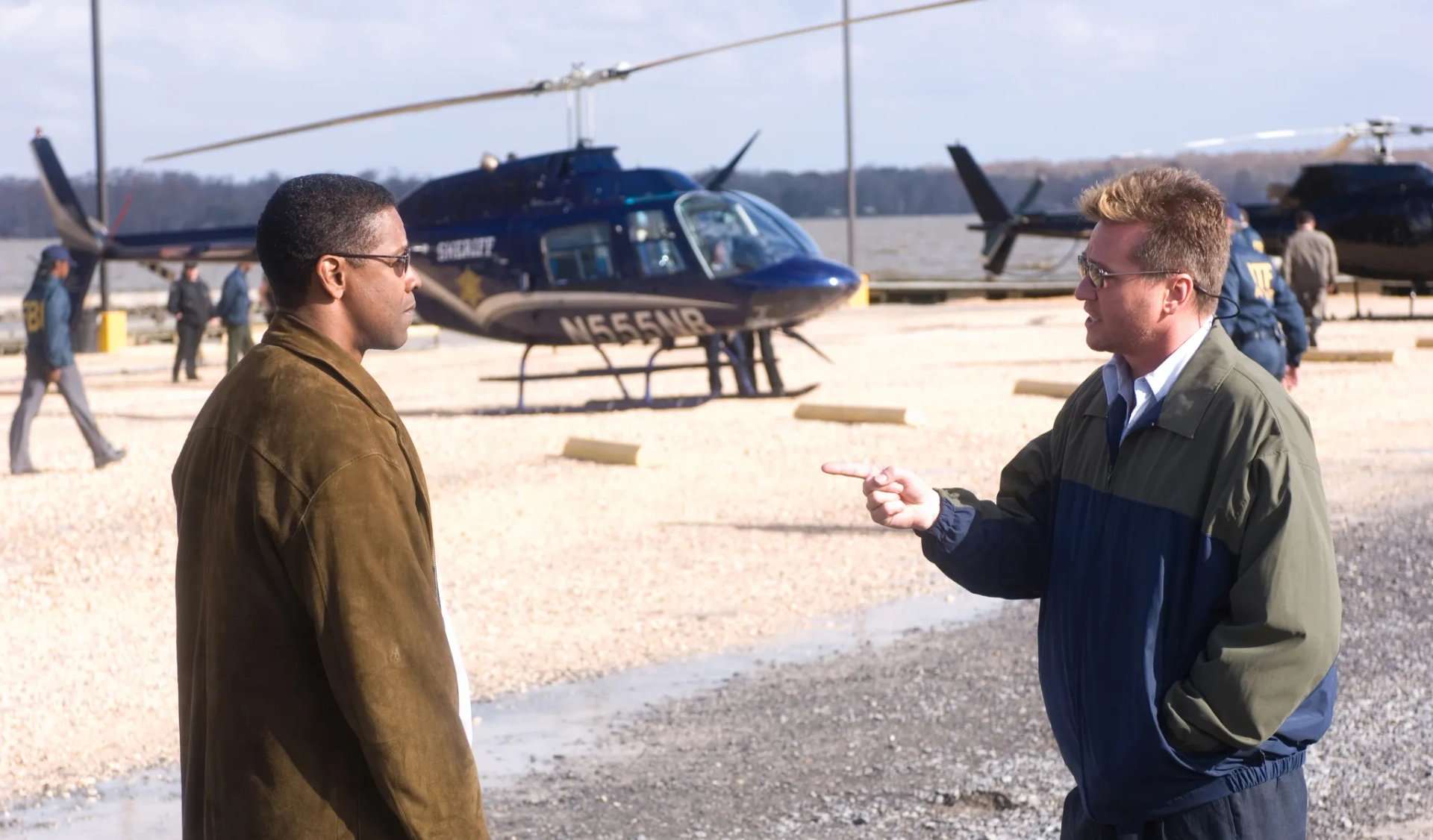 Val Kilmer and Denzel Washington in Deja Vu (2006)
