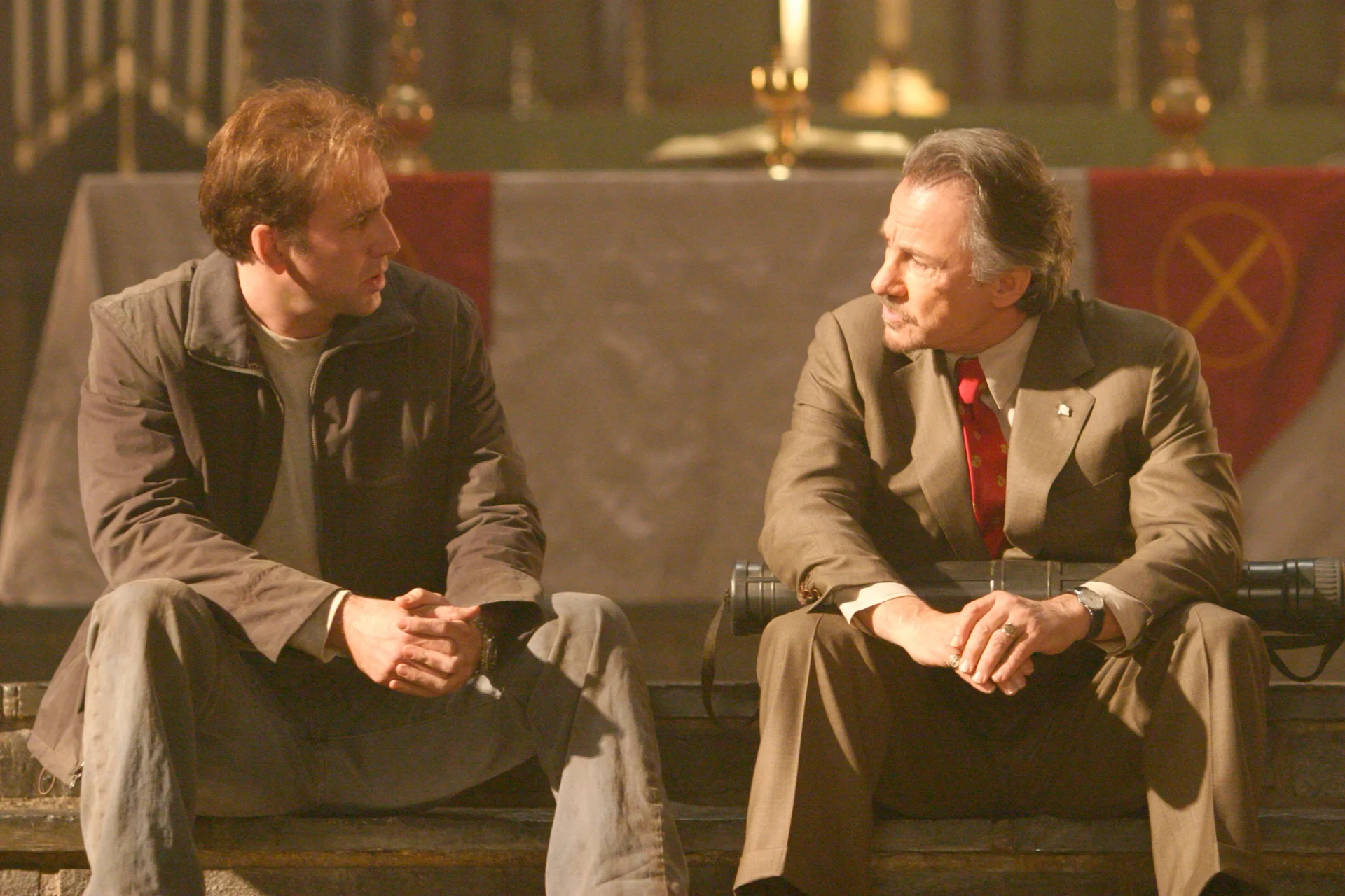 Nicolas Cage and Harvey Keitel in National Treasure (2004)