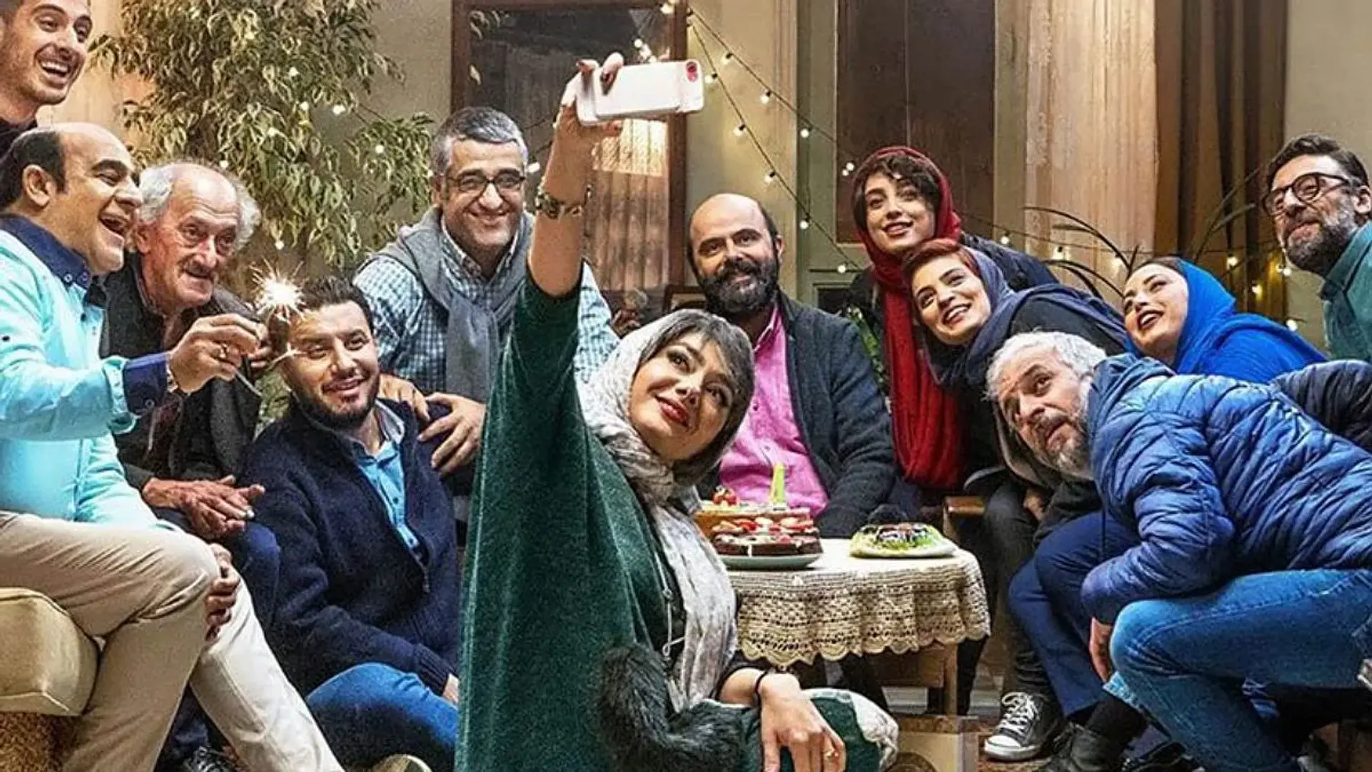فیلم-جهان-با-من-برقص
