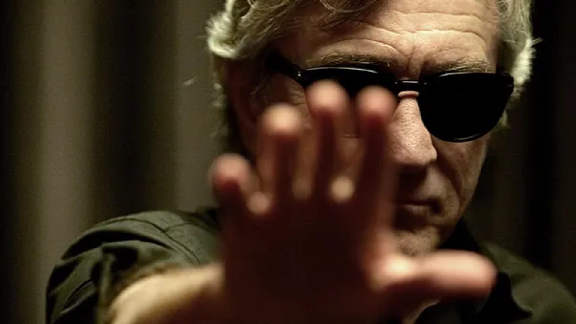 Robert De Niro in Red Lights (2012)
