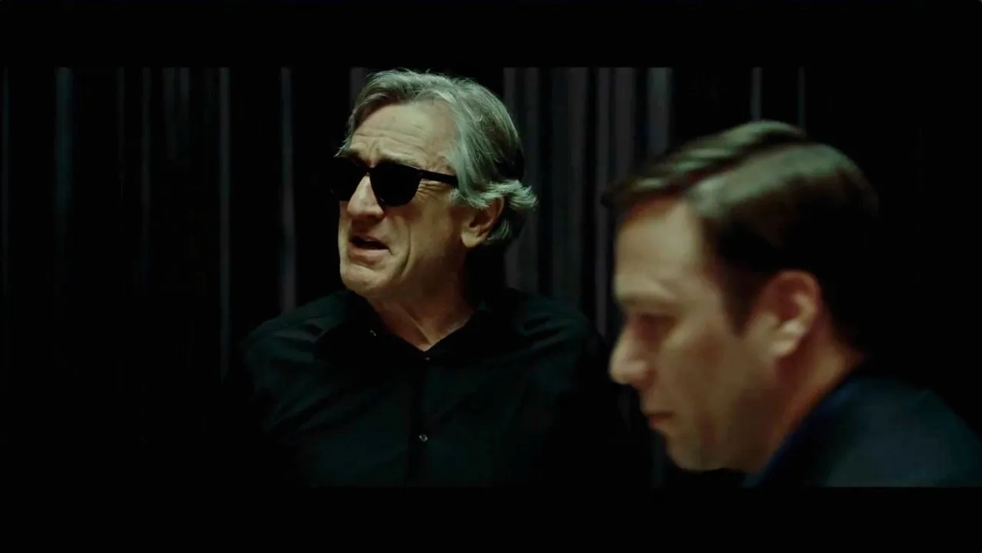Still of Jean Claude Ricquebourg and Robert de Niro in Red Lights (2012).