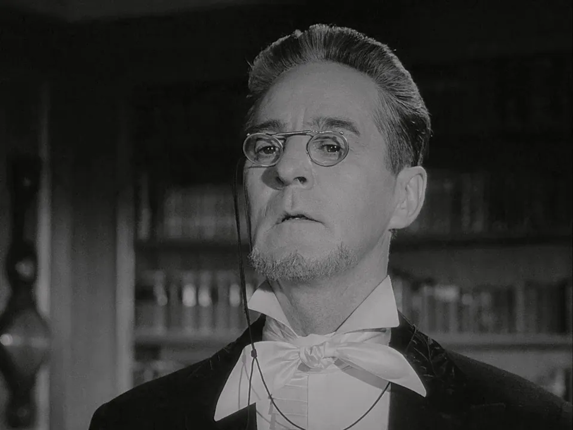 Gunnar Björnstrand in The Magician (1958)
