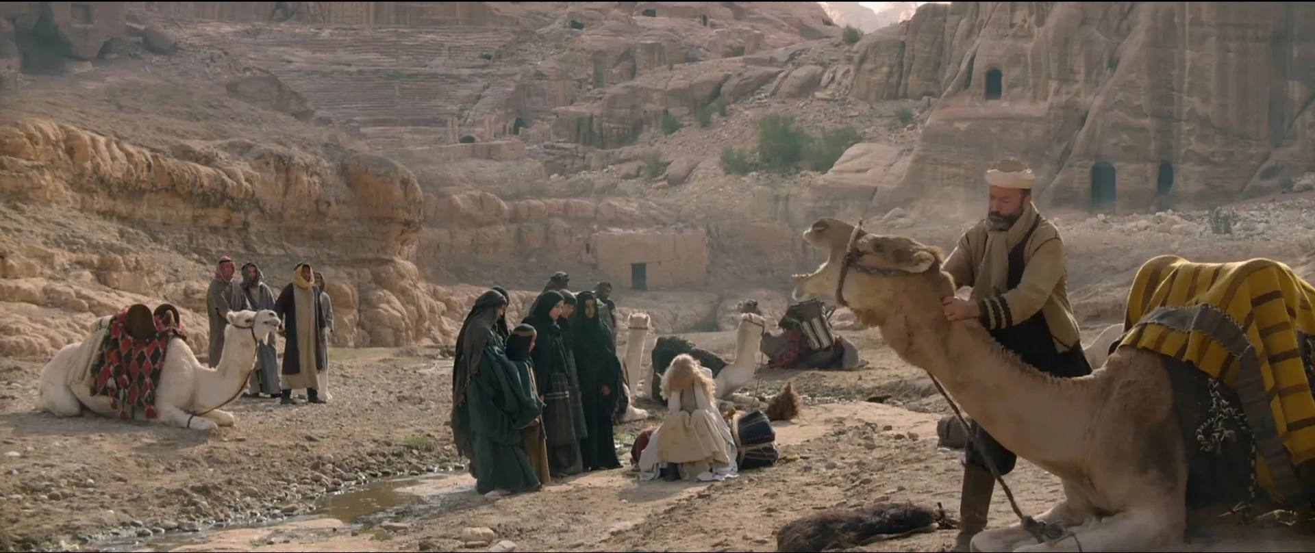Nicole Kidman and Jay Abdo in Queen of the Desert (2015)