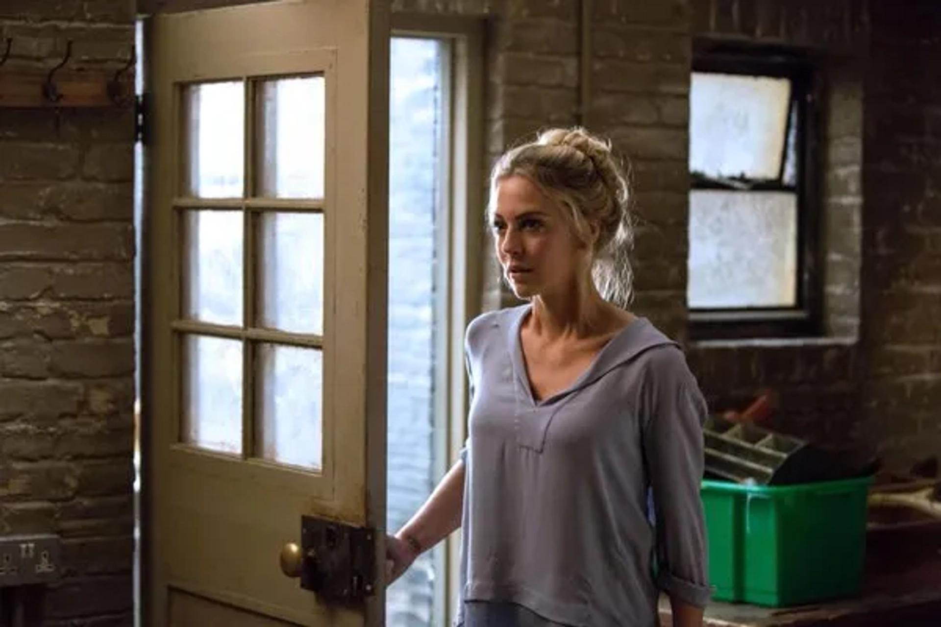 Miranda Raison in 'Spotless', 2015