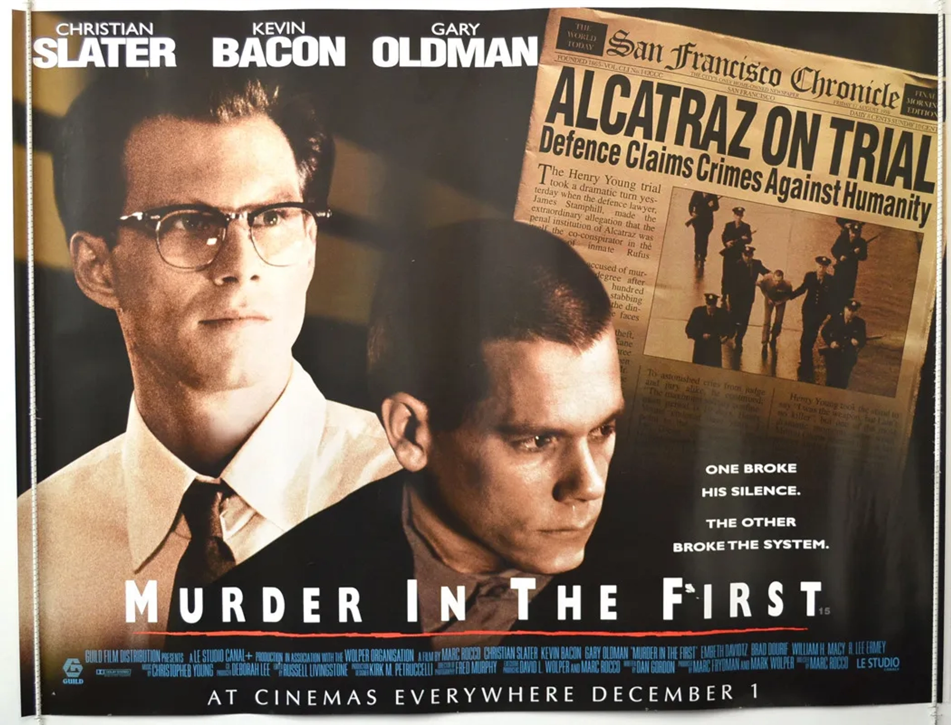 Kevin Bacon and Christian Slater in Murder in the First (1995)
