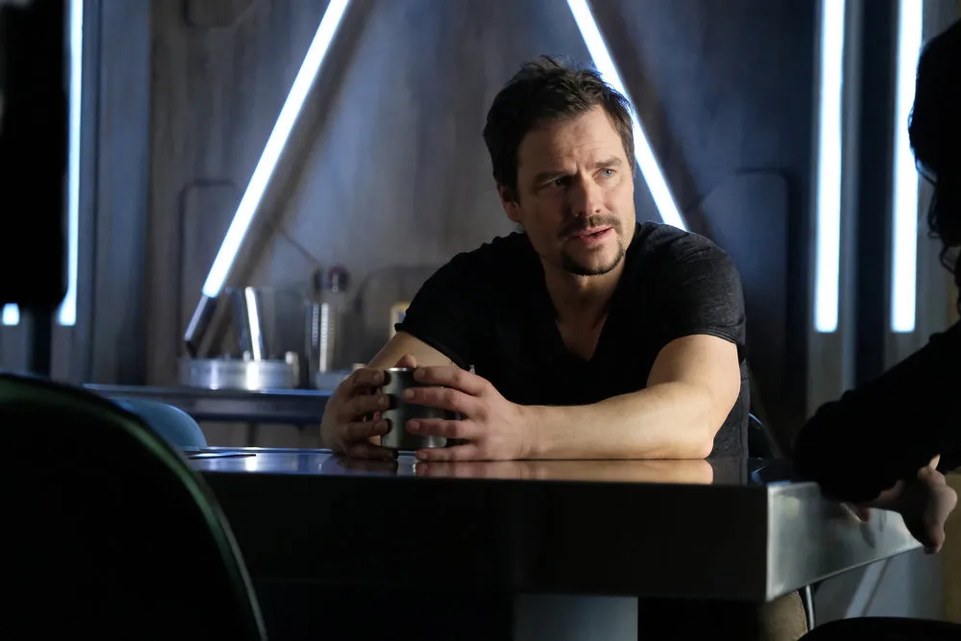 Anthony Lemke in Dark Matter (2015)